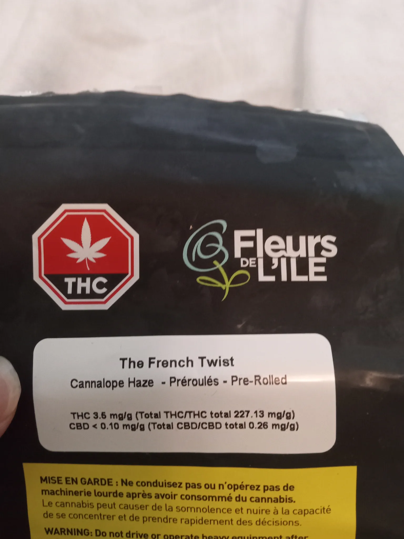 2 pre rolls - Cannabis Cantaloupe Haze  photo 1
