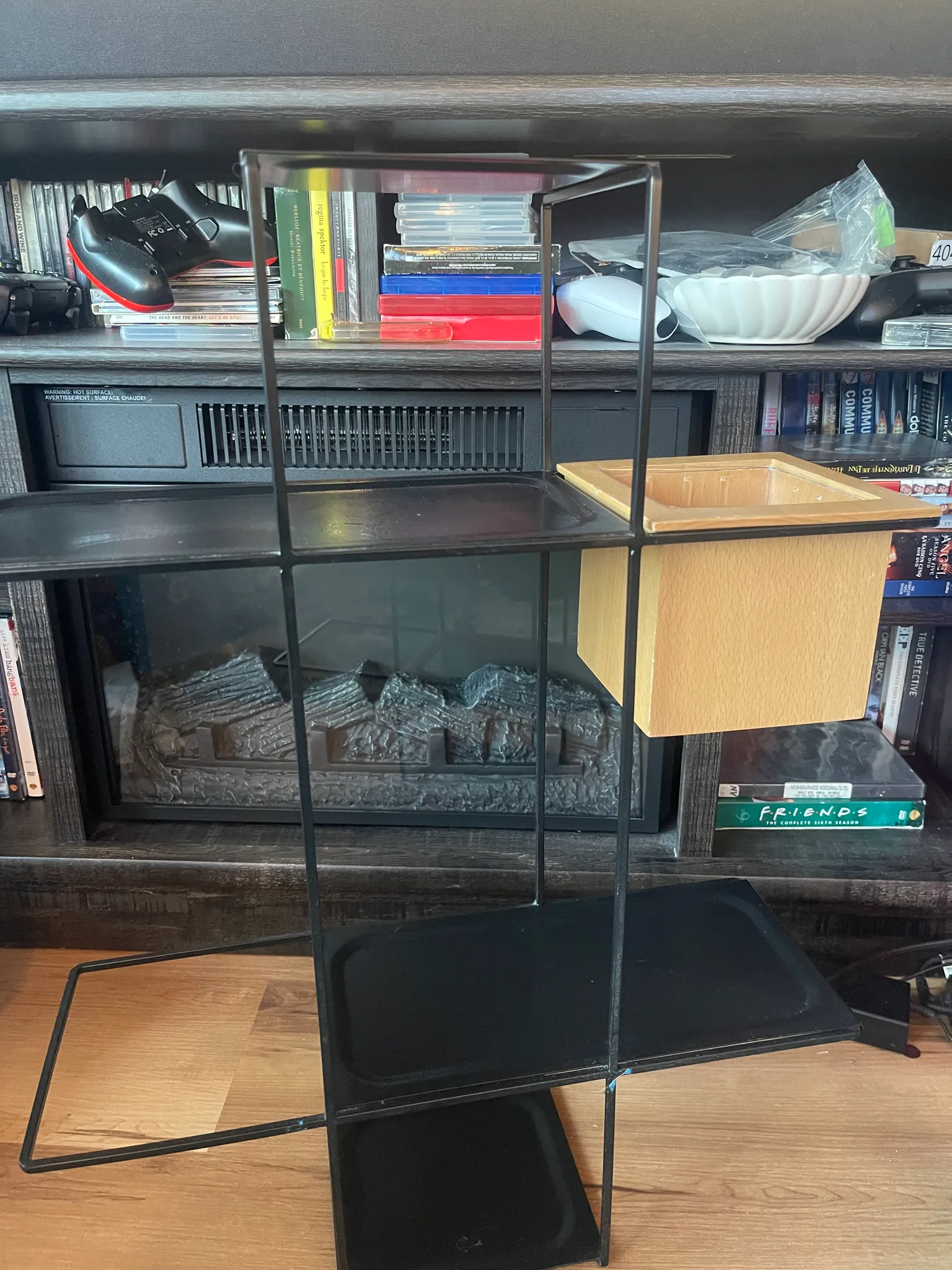 Geometric Shelf photo 1