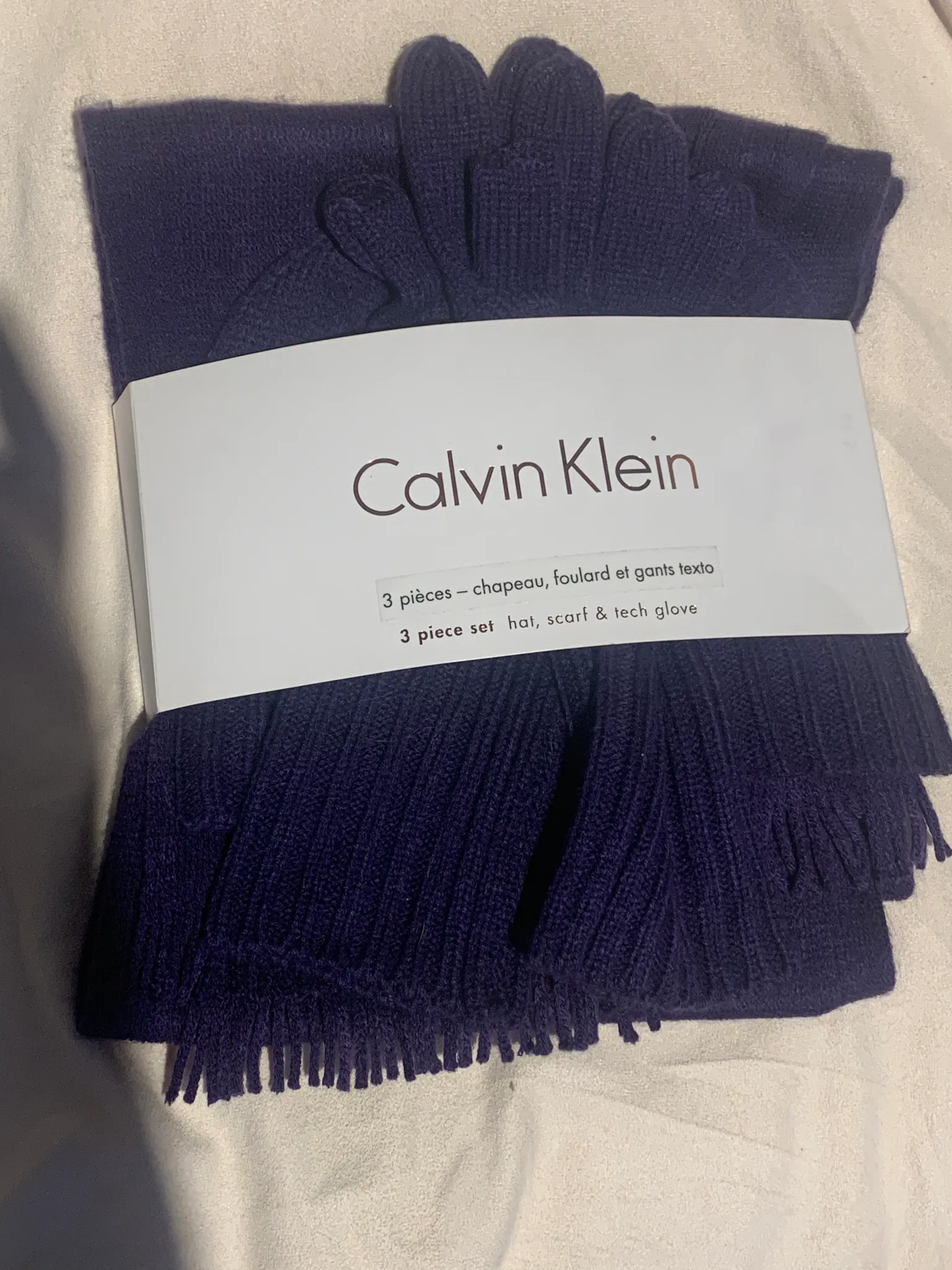 Kalvin Klein New 3 piece winter set  photo 1