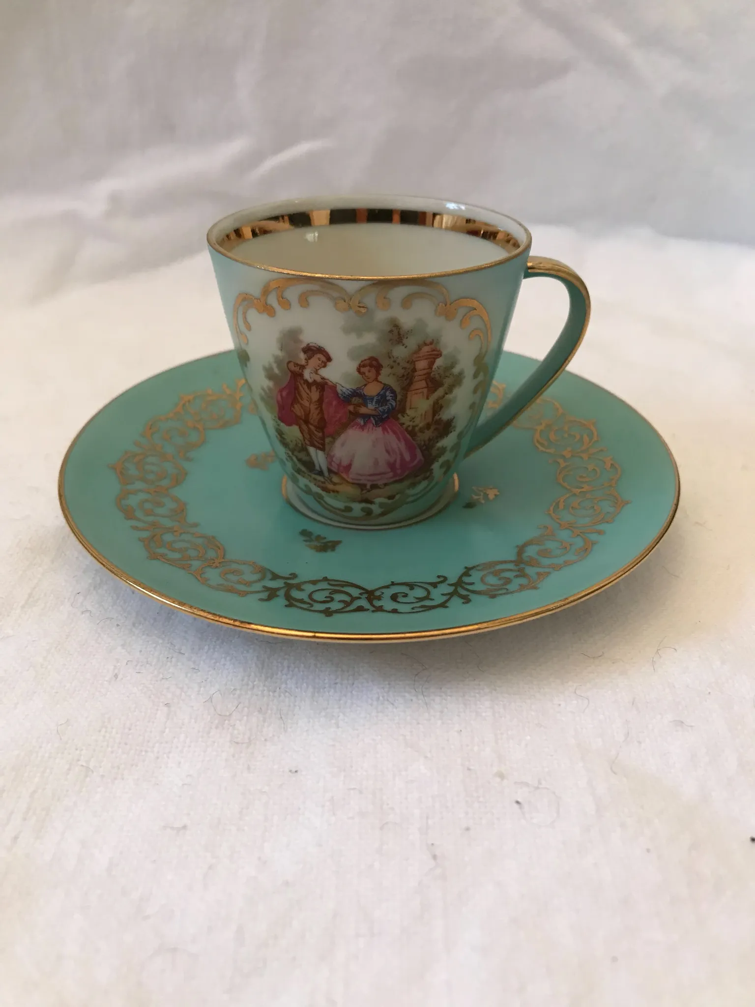 More fancy vintage tea cups with saucer photo 1
