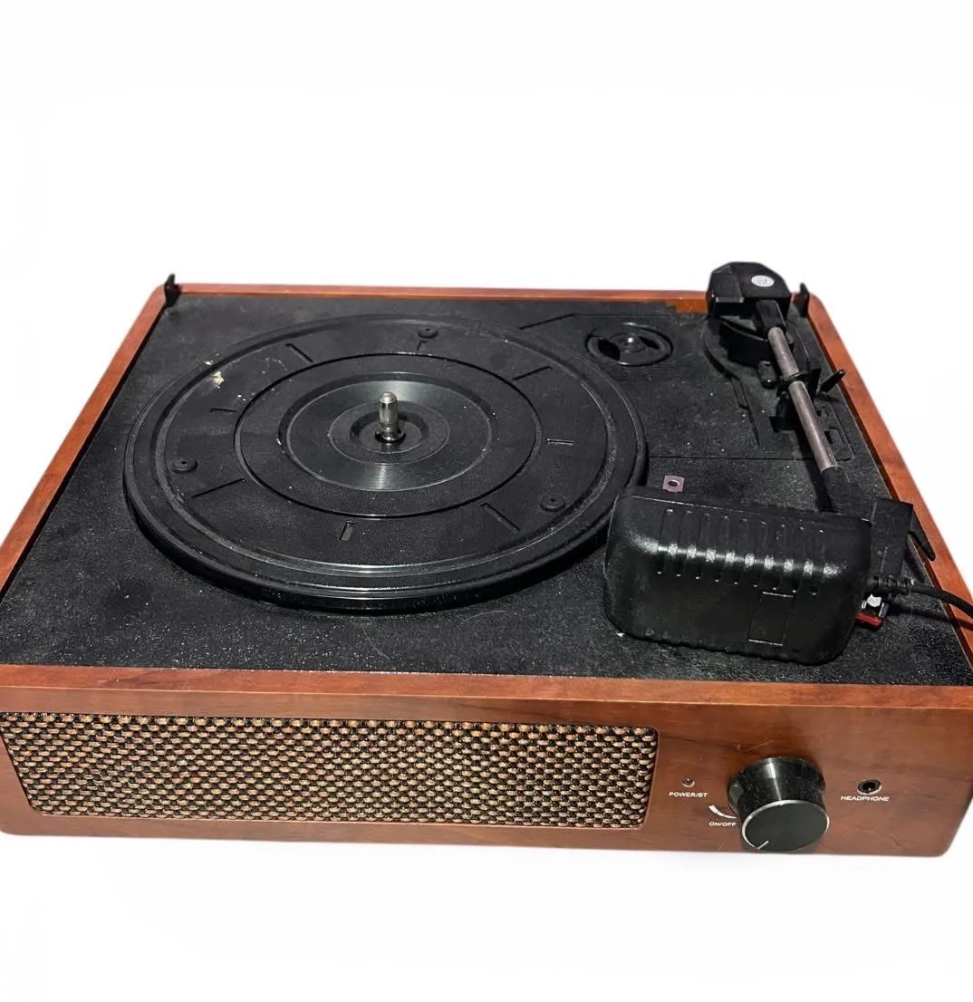 Record Player photo 1