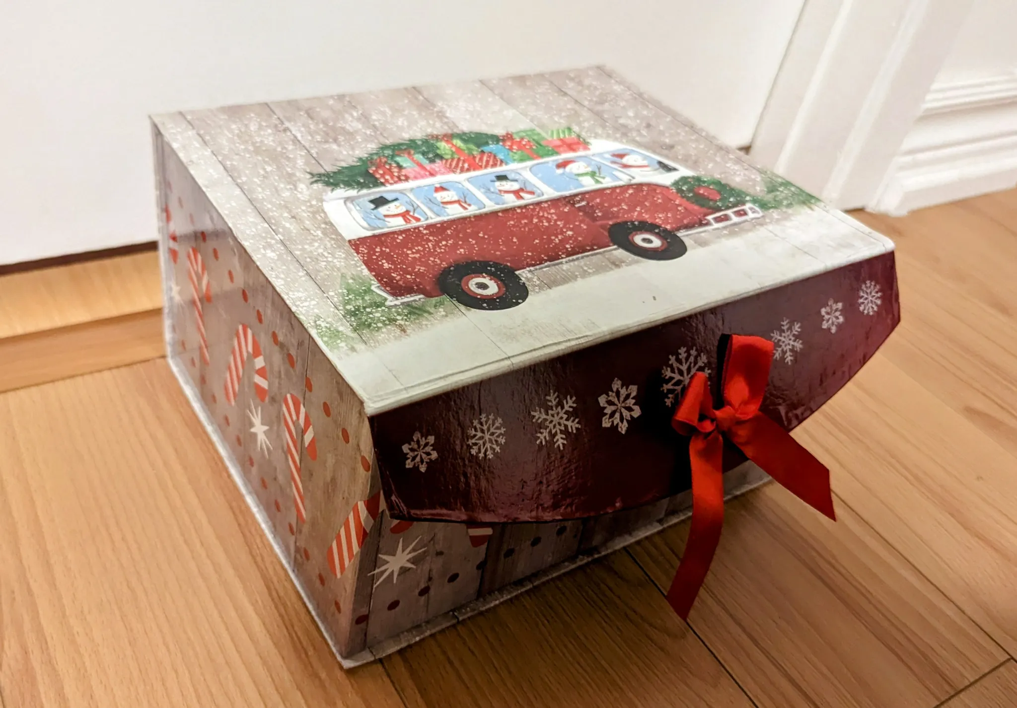 Holiday Gift Box  photo 1