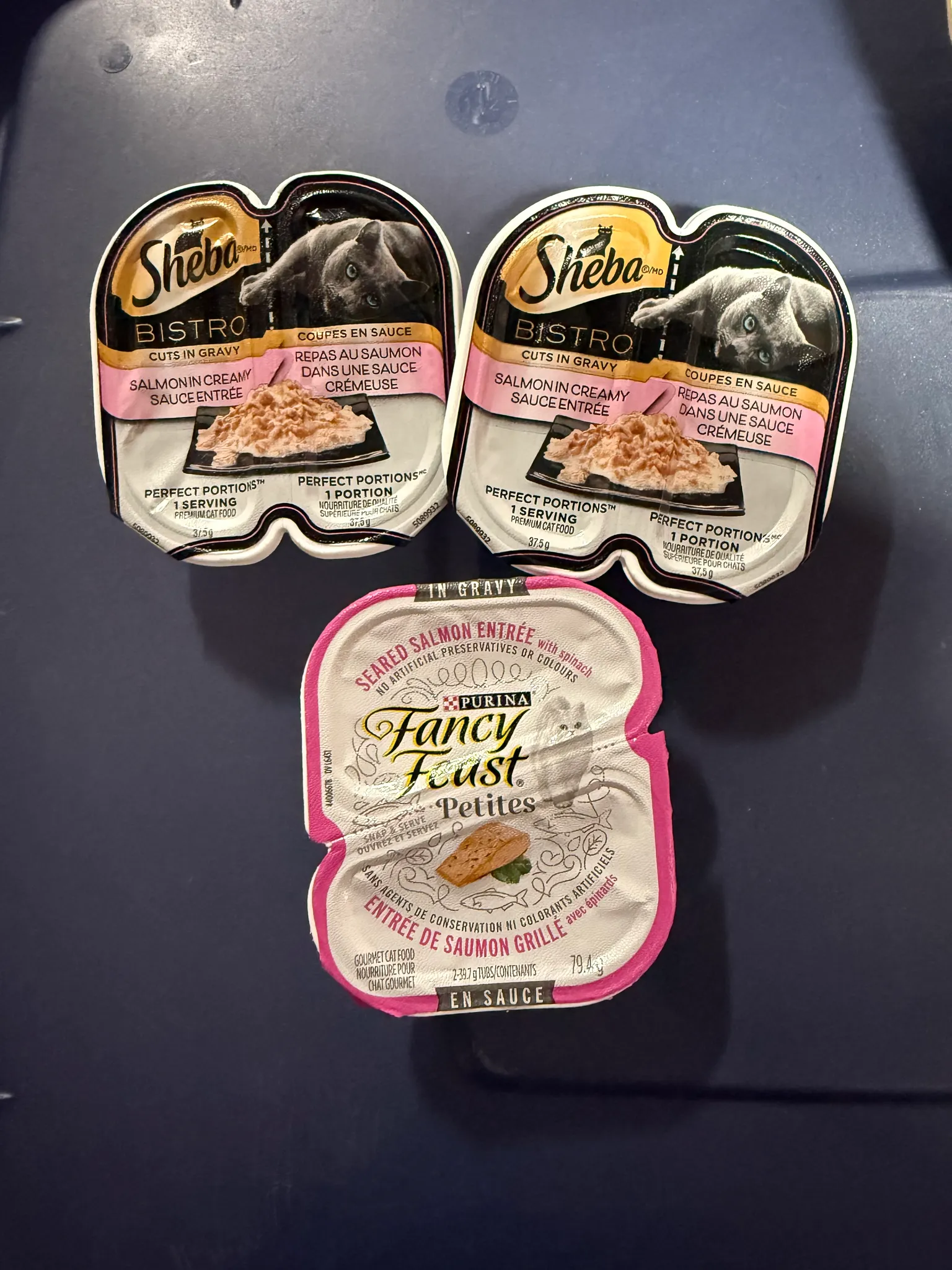 Cat food  photo 1