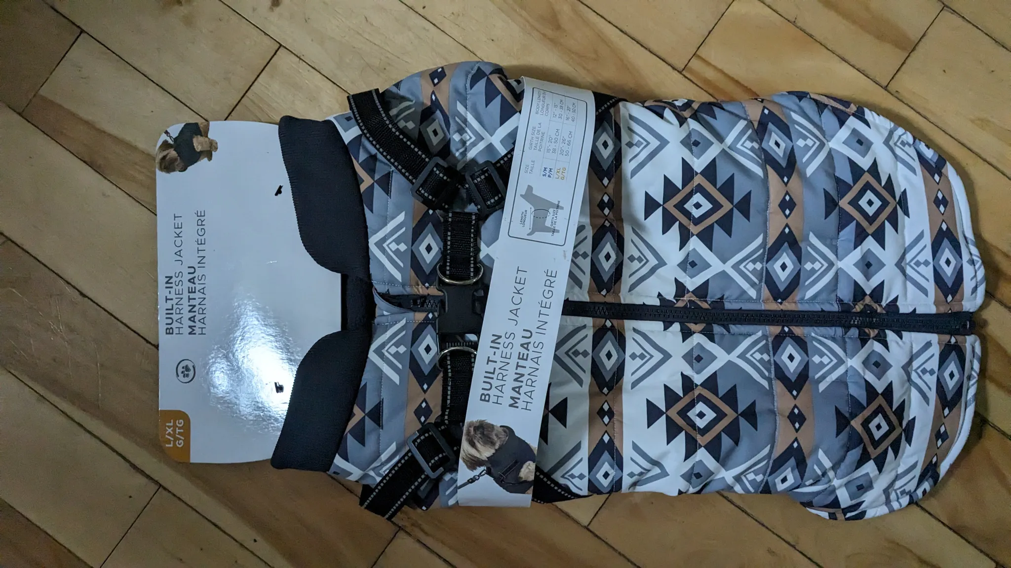 Dog jacket L/XL
Located in hull but I am in Ottawa every day  photo 1