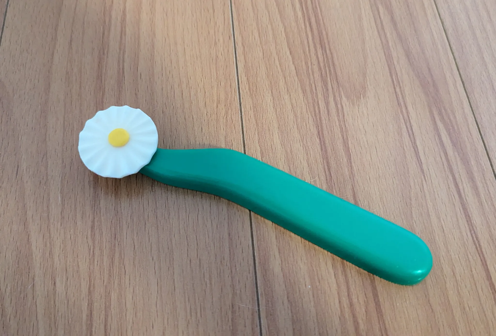 Toy Plastic Pizza Cutter photo 1