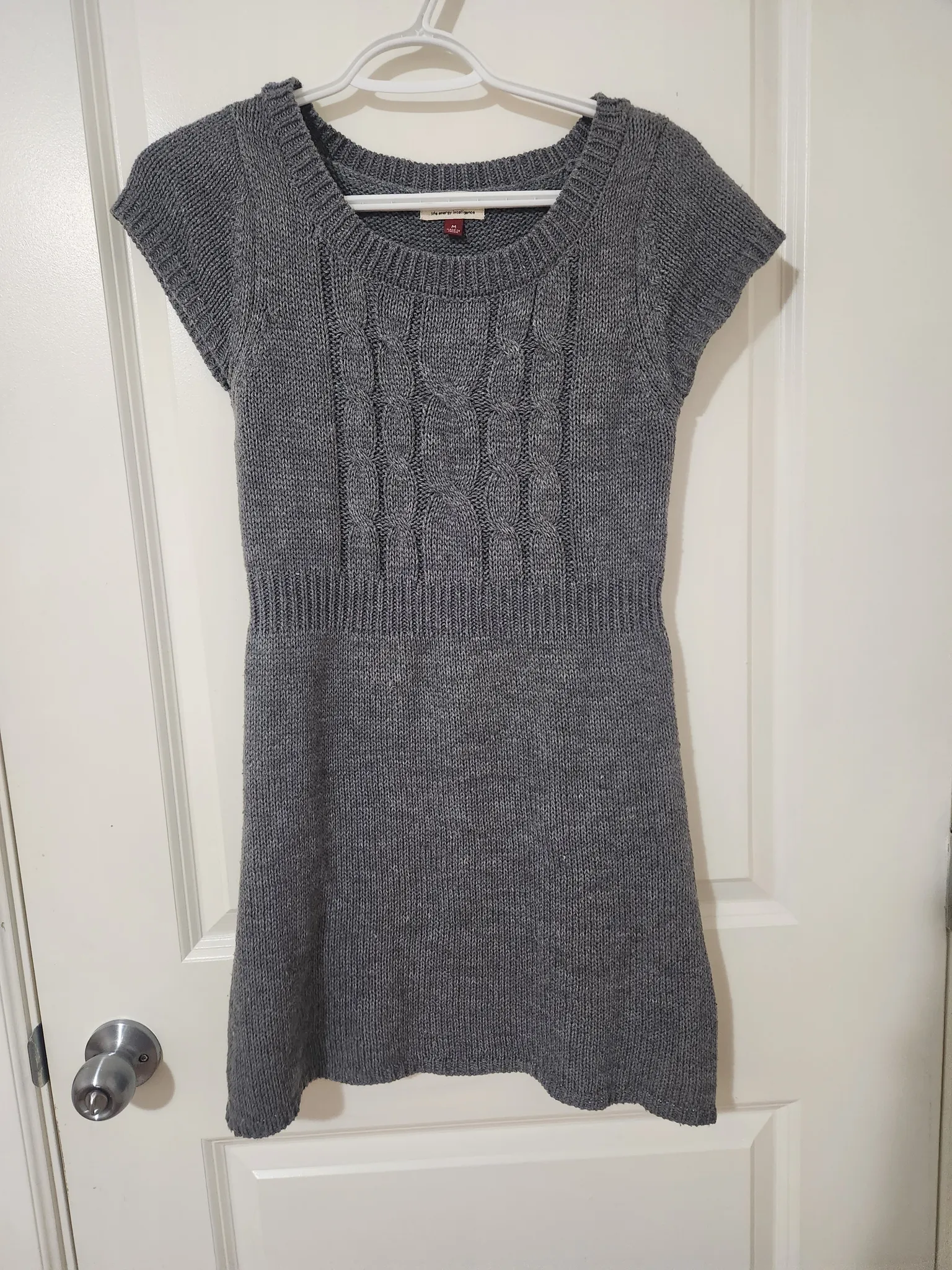 Gray knit top photo 1