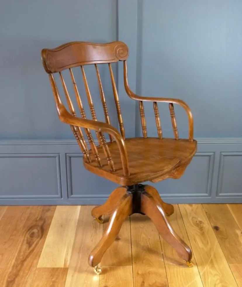 Wood Chair photo 1