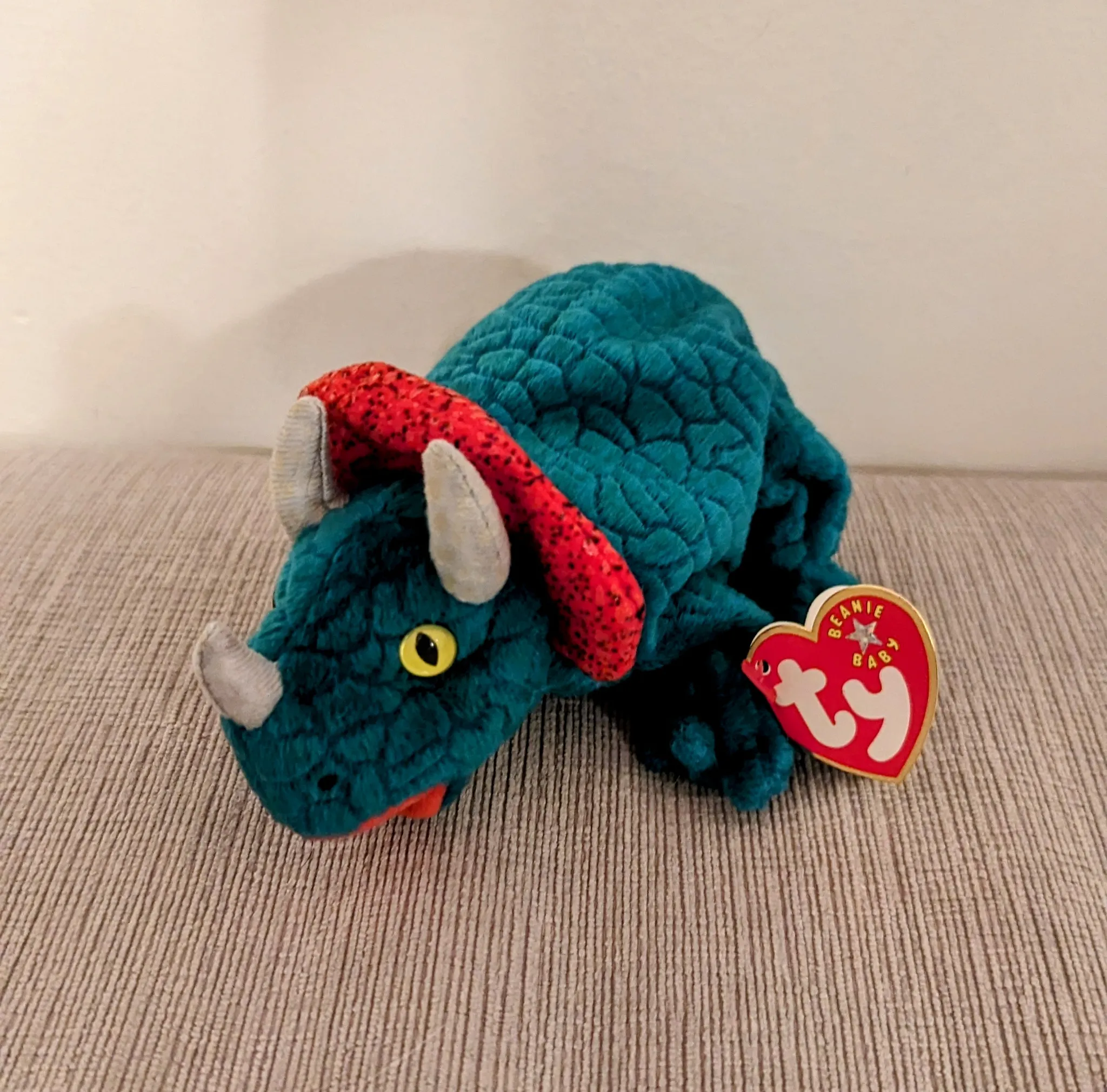 Brand New with Tag Plush Ty Beanie Baby Toy (Hornsly) photo 1
