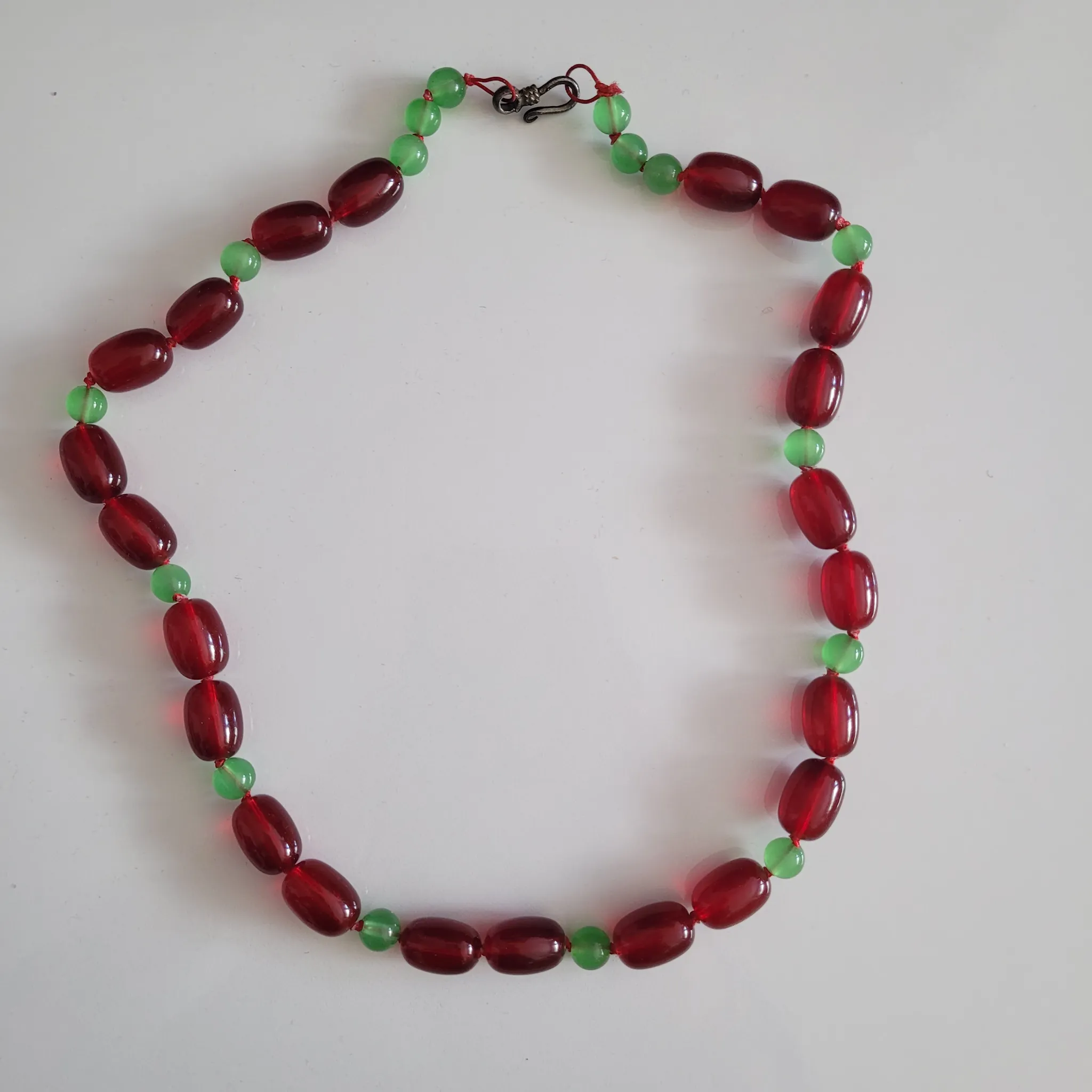 Vintage Glass Red and Green Bead Necklace photo 1