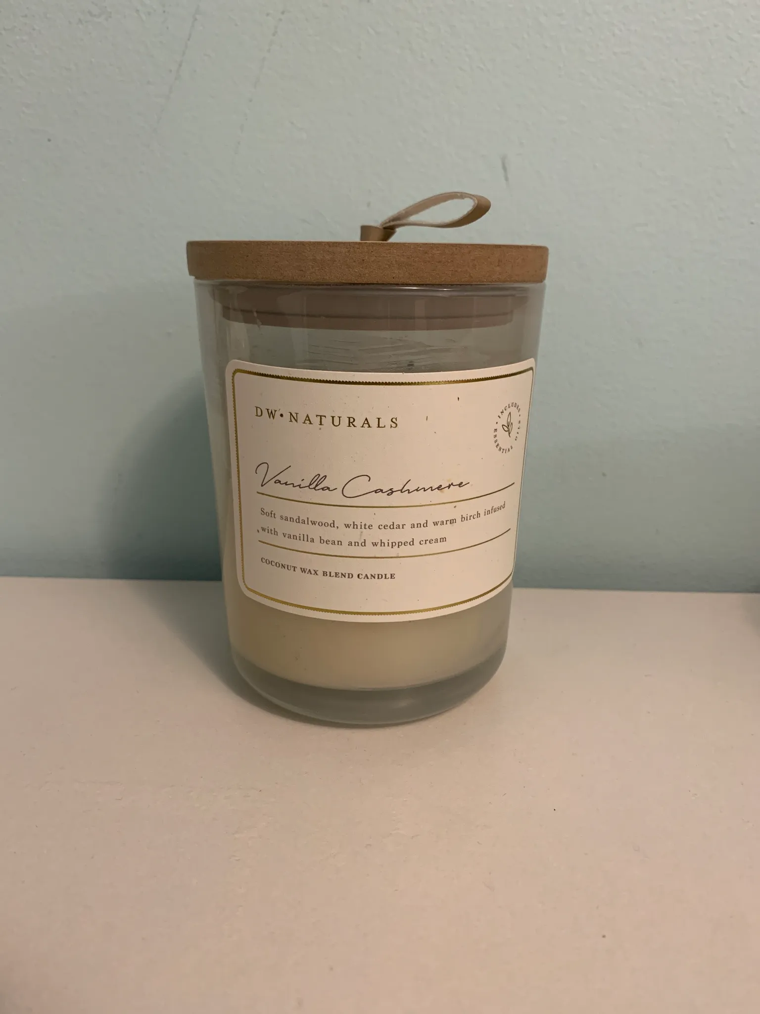 Coconut wax blend candle photo 1