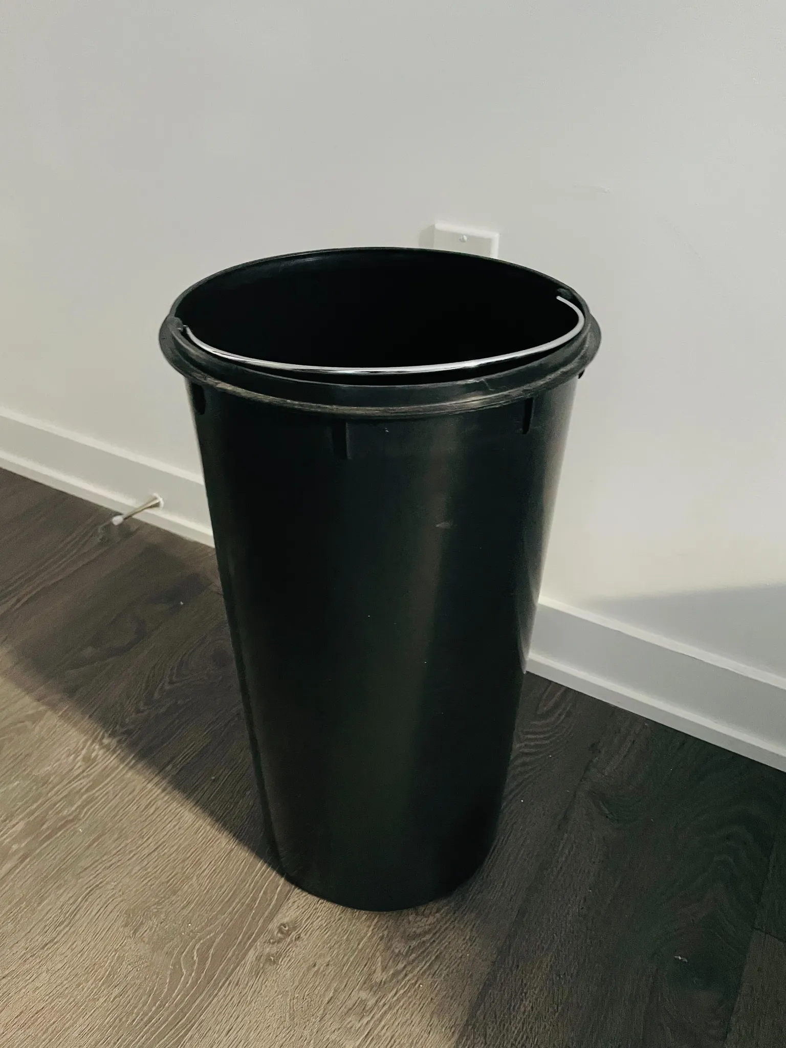 Black Unused Garbage Bin photo 1