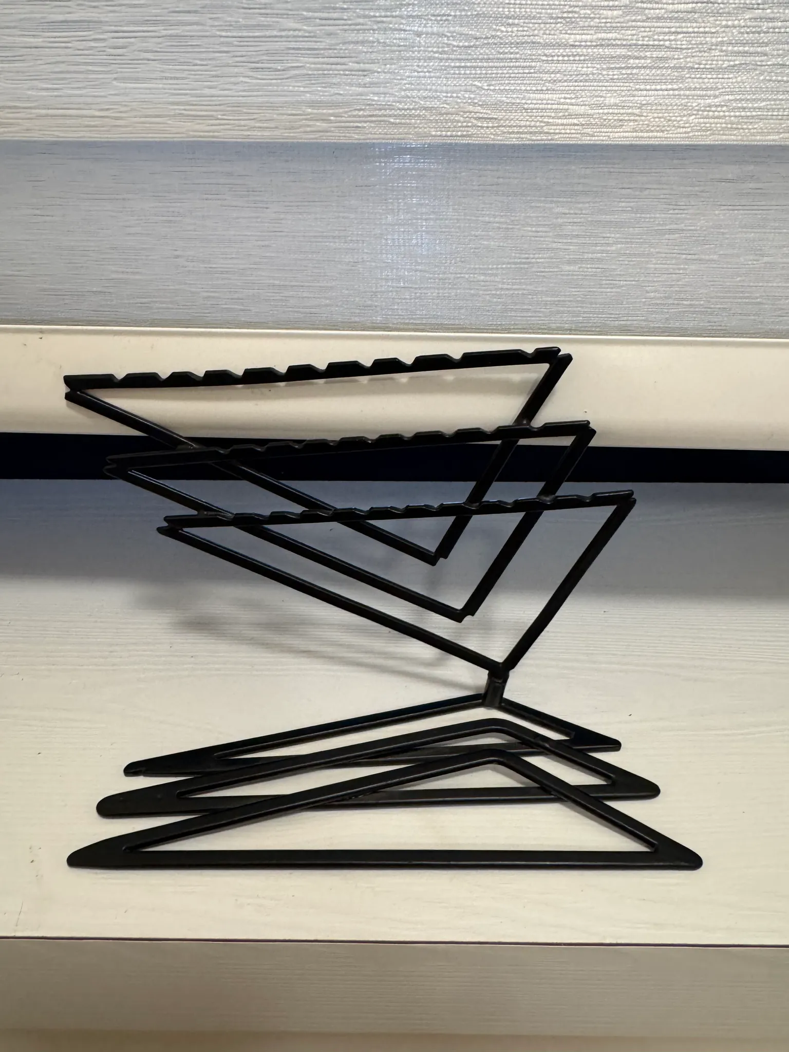 Black Metal Jewelry Hangers photo 1