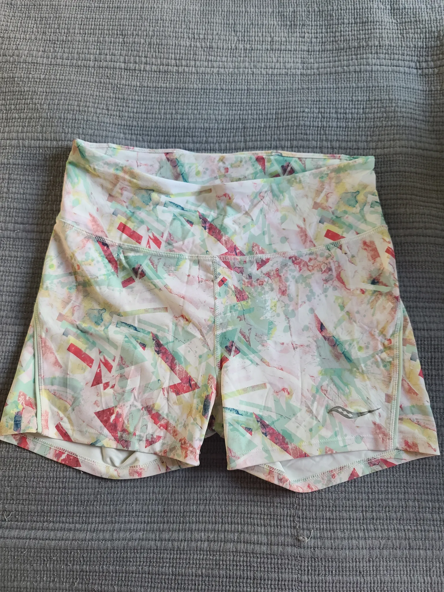 Saucony Women's Size Small Running Shorts photo 1