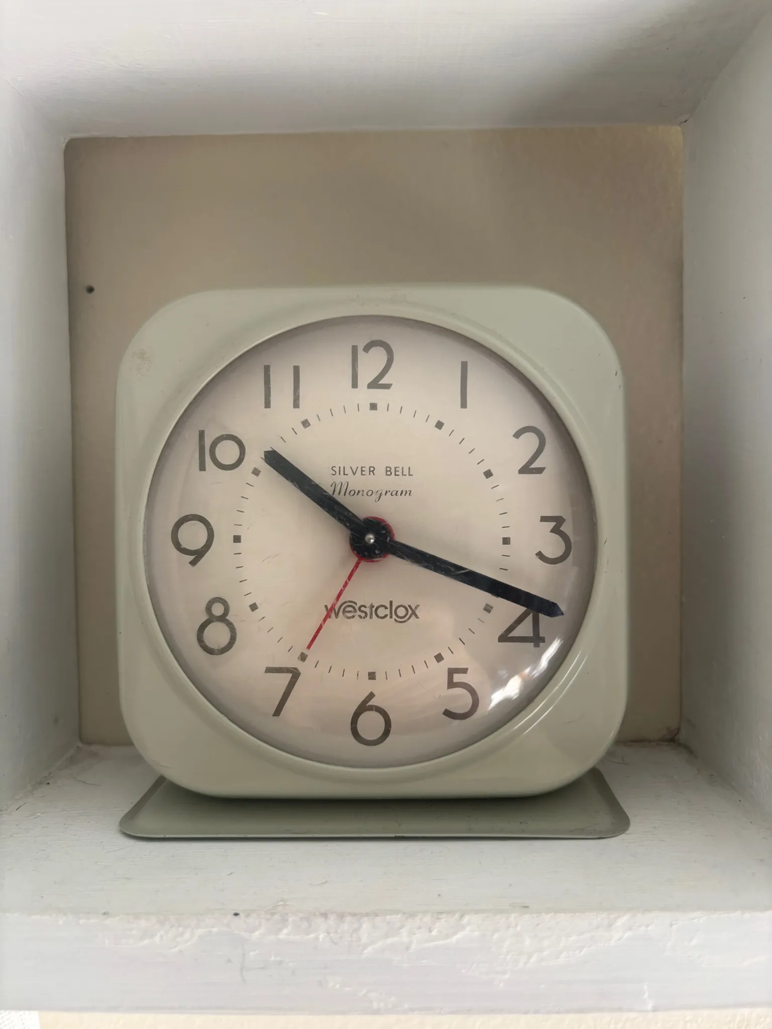 Antique Wind-Up Alarm Clock photo 1