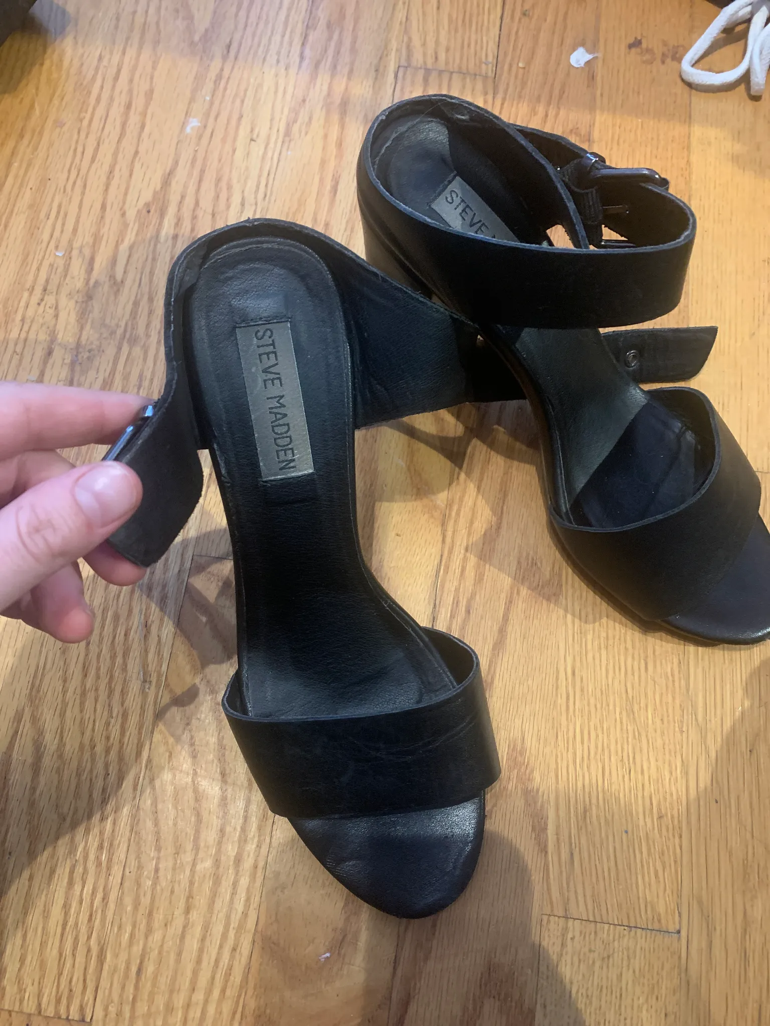 Giveaway Steve Madden shoes with other trade  photo 1