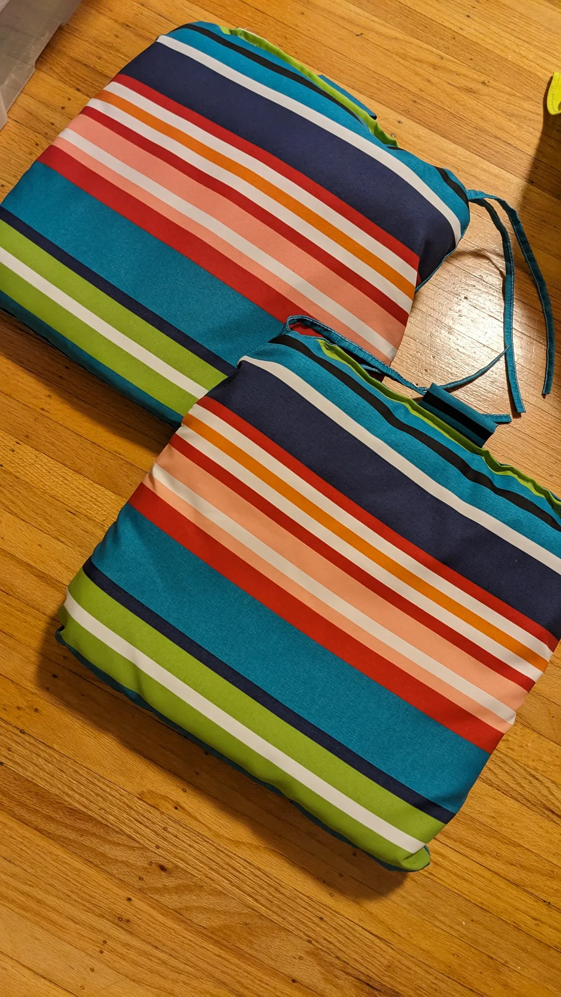 Patio chair cushions photo 1