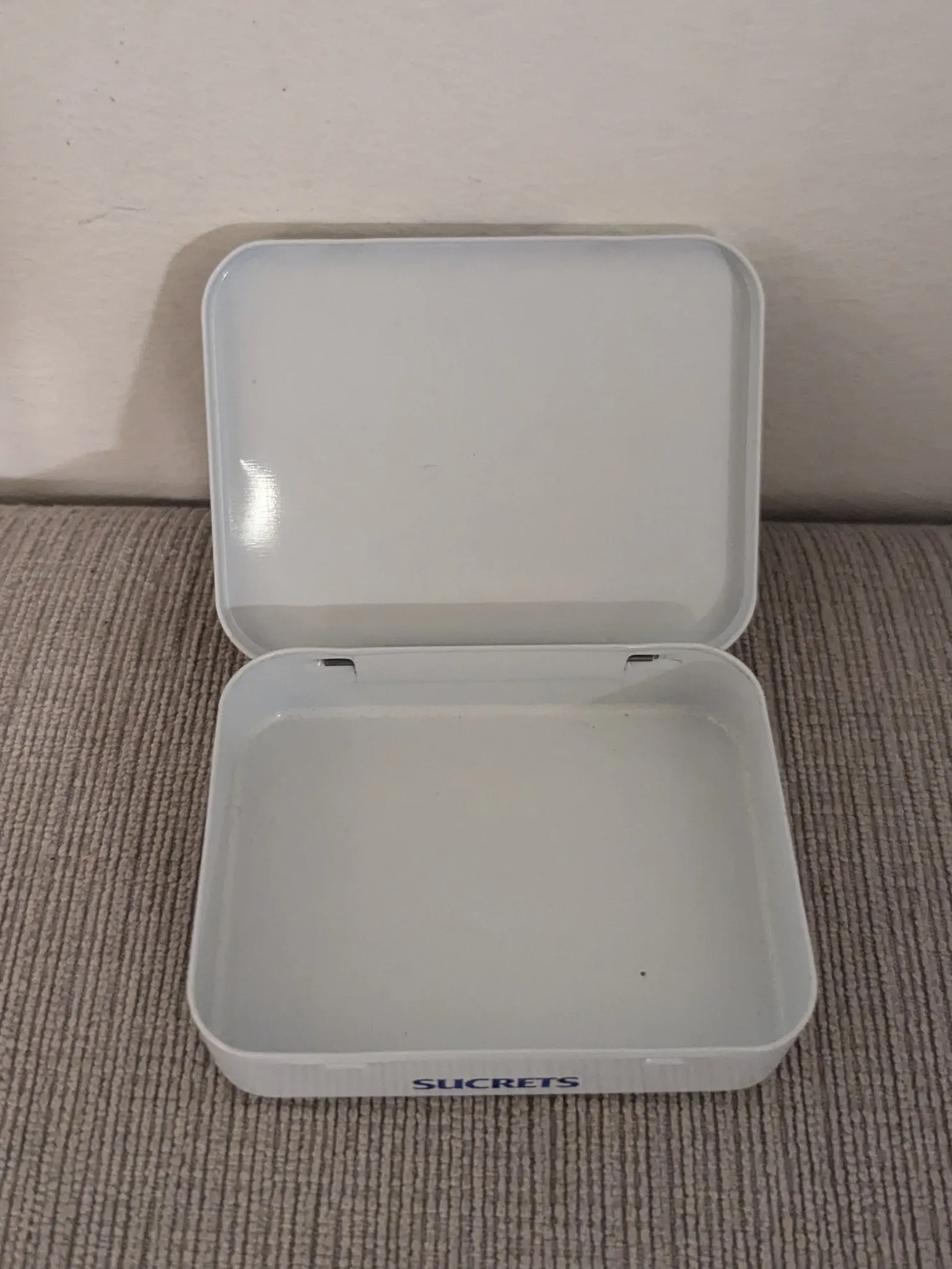 Empty Sucrets Tin photo 1