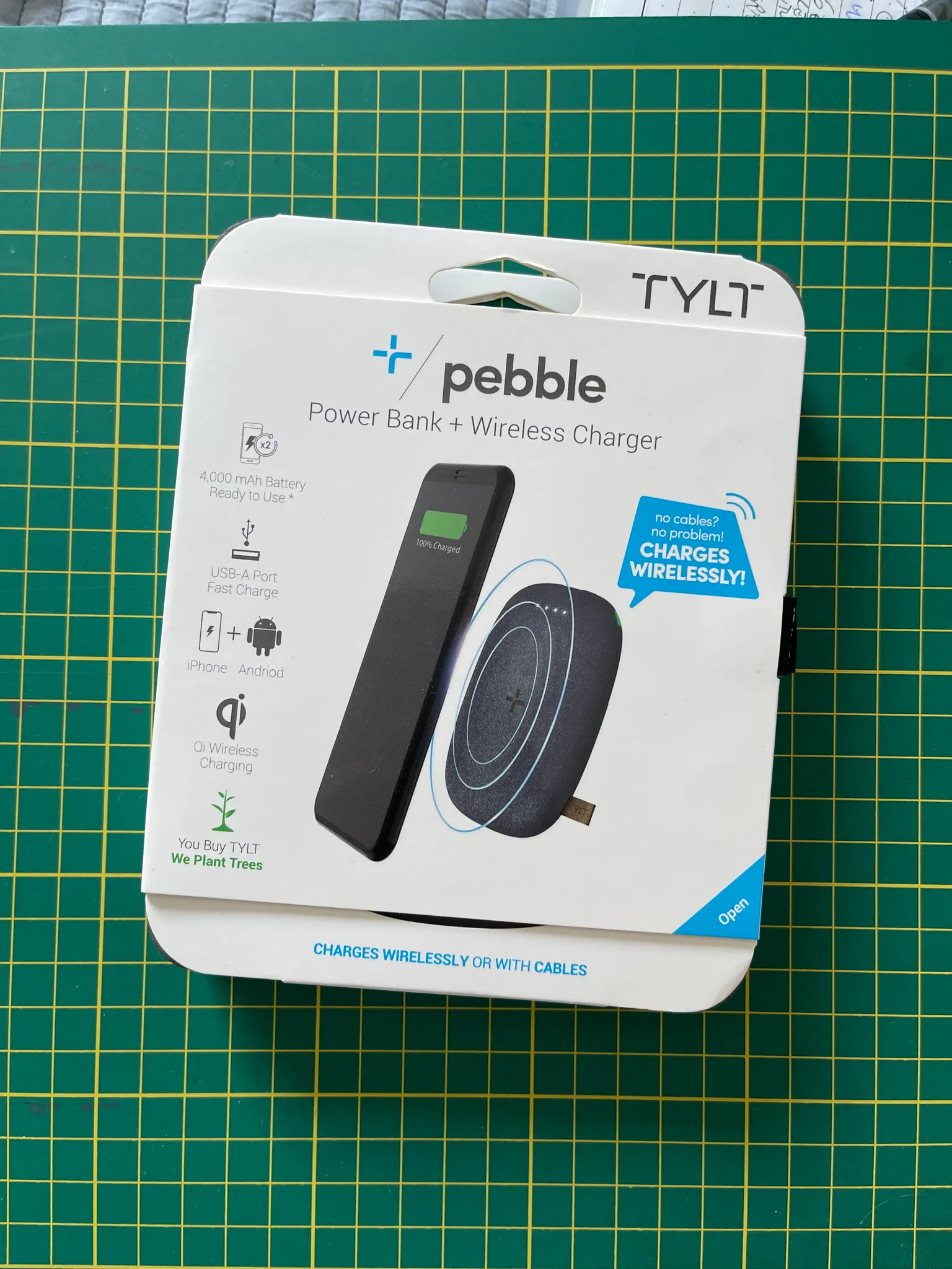 Power bank wireless charger photo 1