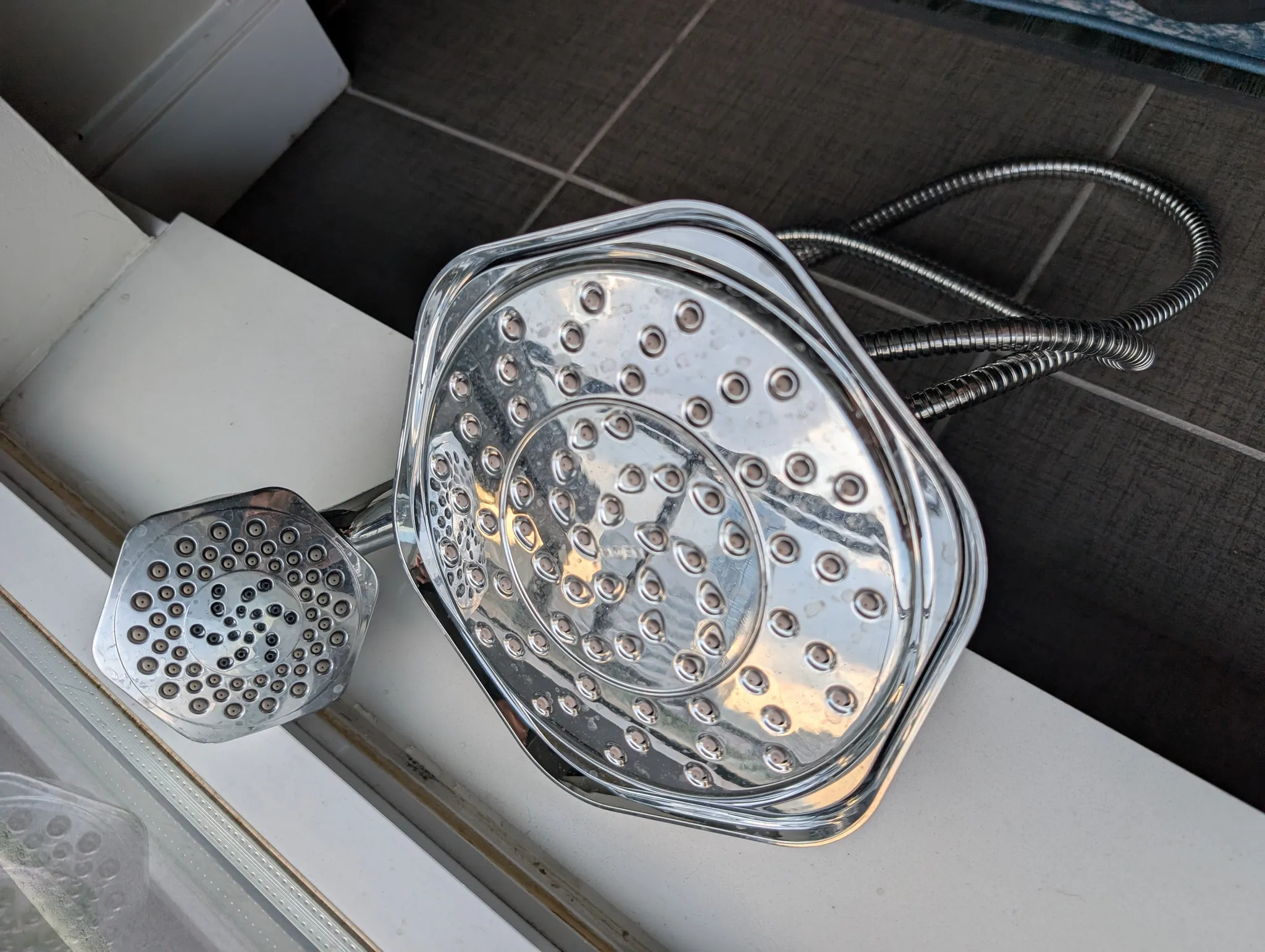 Dual shower head photo 1