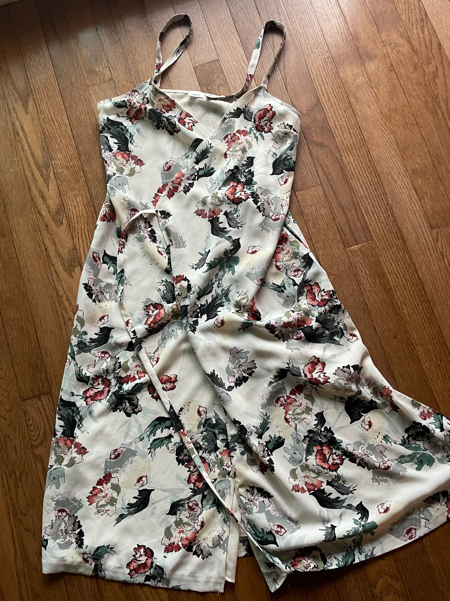 Aritzia Wilfred Floral Wrap Dress photo 1