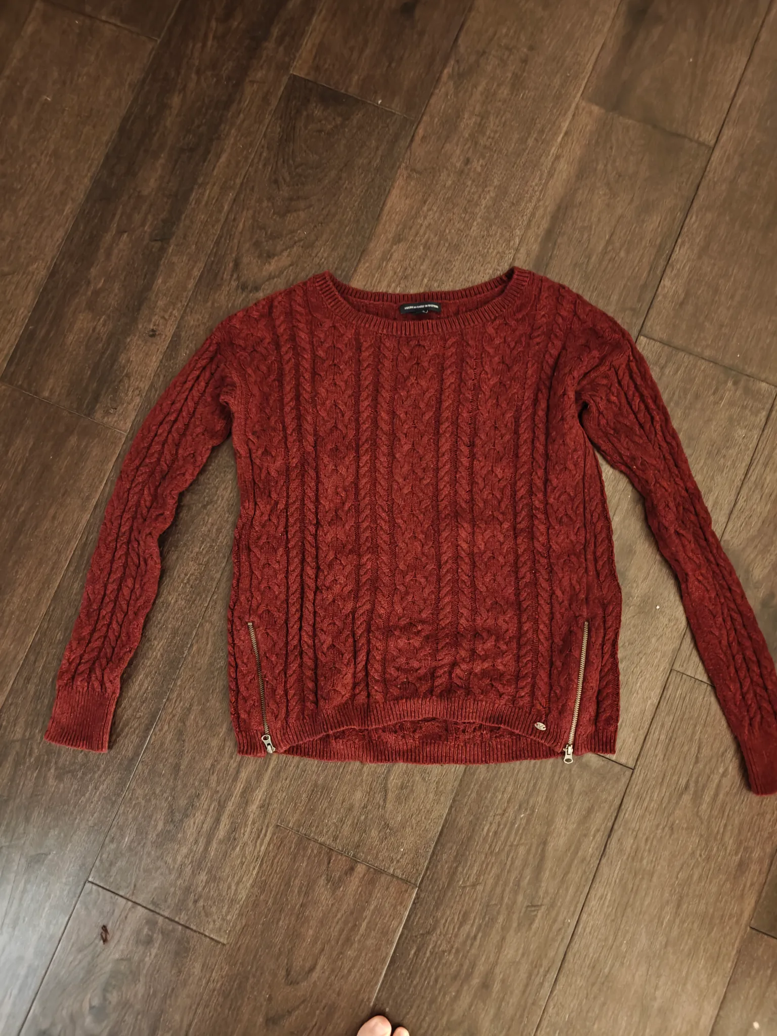 🎀 American Eagle Sweater photo 1