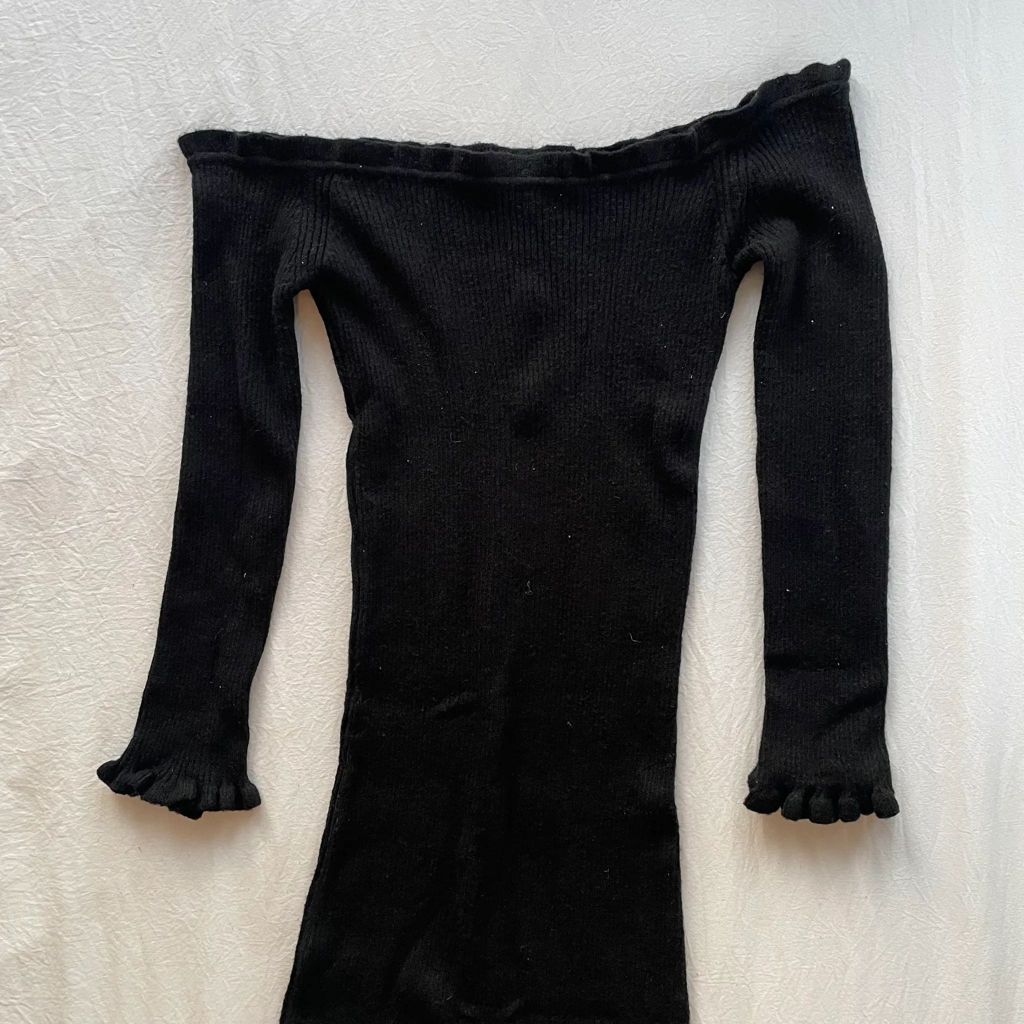 Ribbed Off The Shoulder Dress photo 1