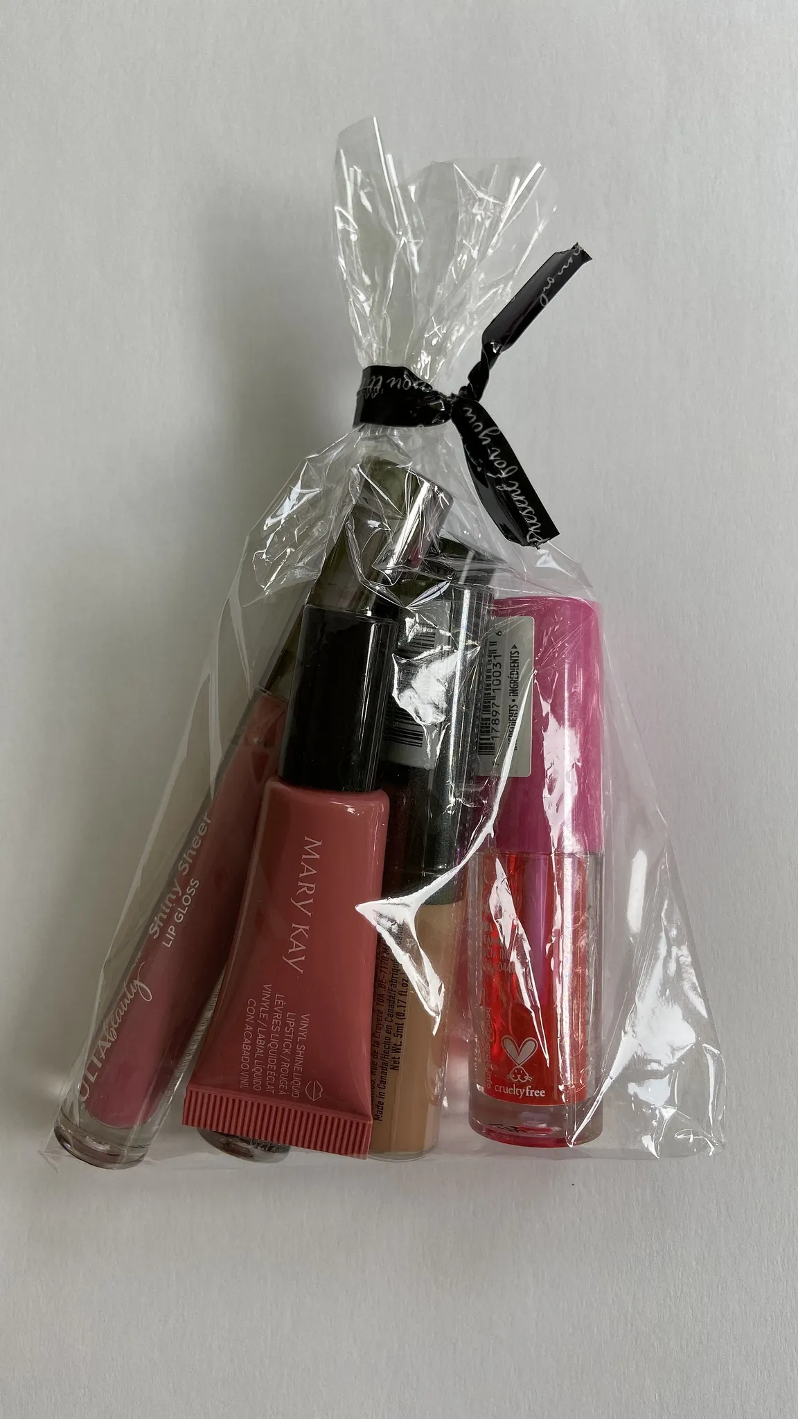 NEW Cosmetic photo 1