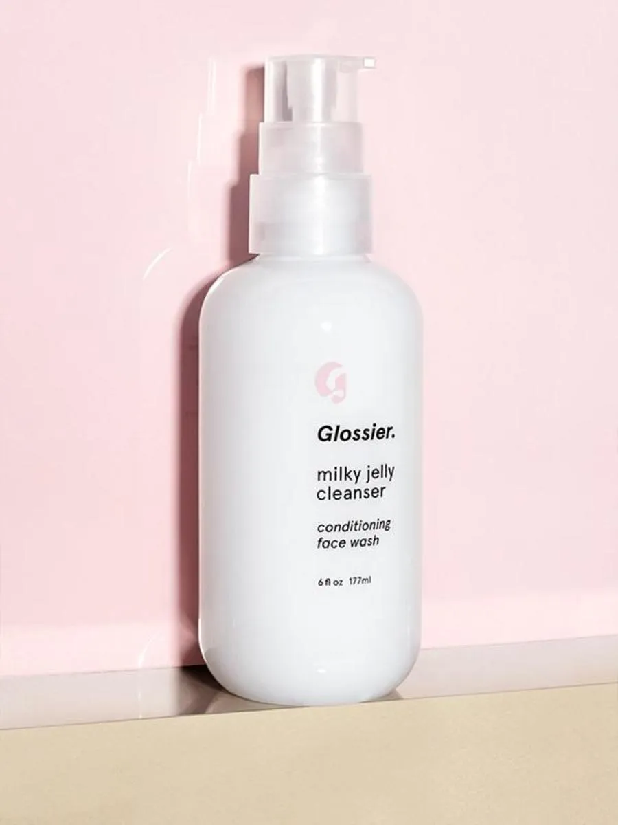Glossier Milky Jelly Cleanser photo 1
