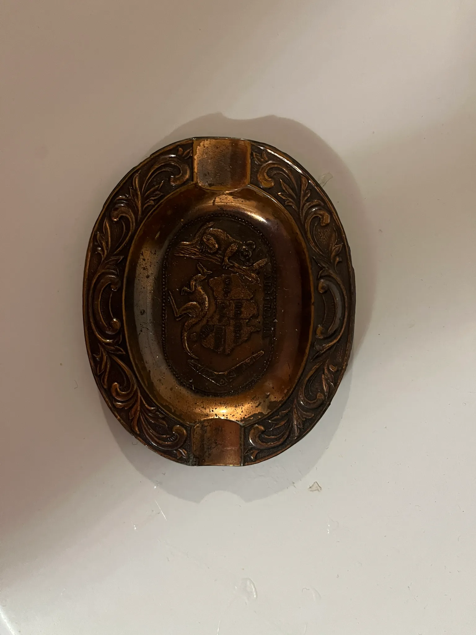 Australia metal engraved souvenir ash tray never used photo 1