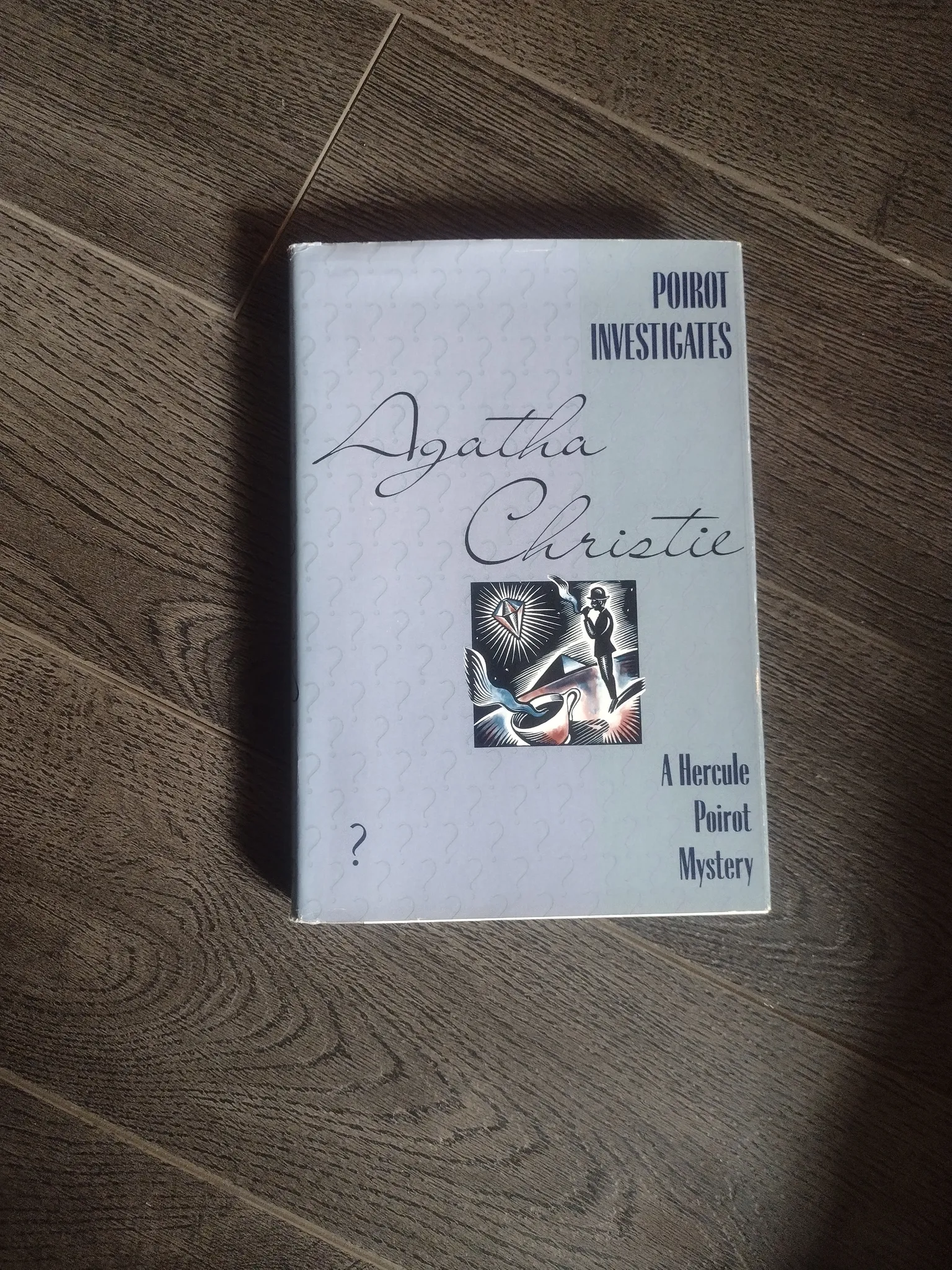 Agatha Christie (english)- Poirot investigates photo 1
