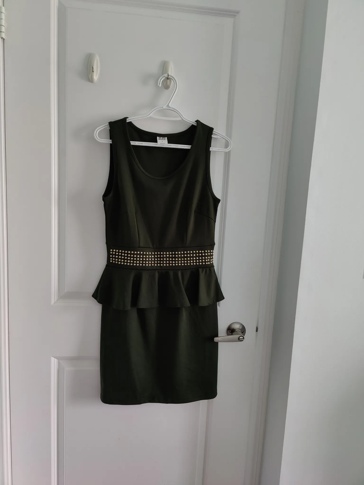 Pending Peplum Dress size M photo 1