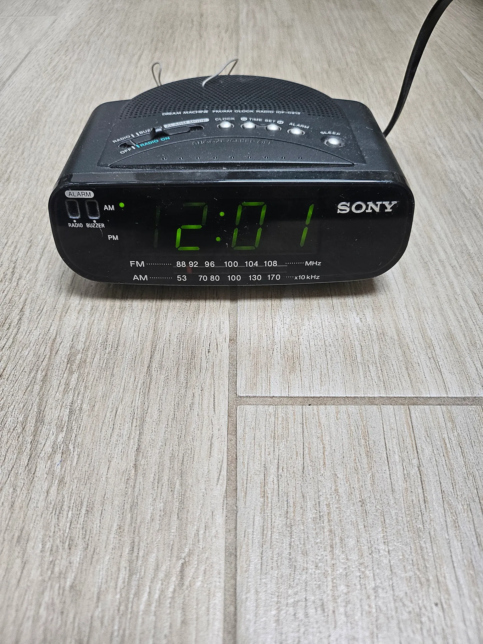 (Traded) Clock Radio photo 1