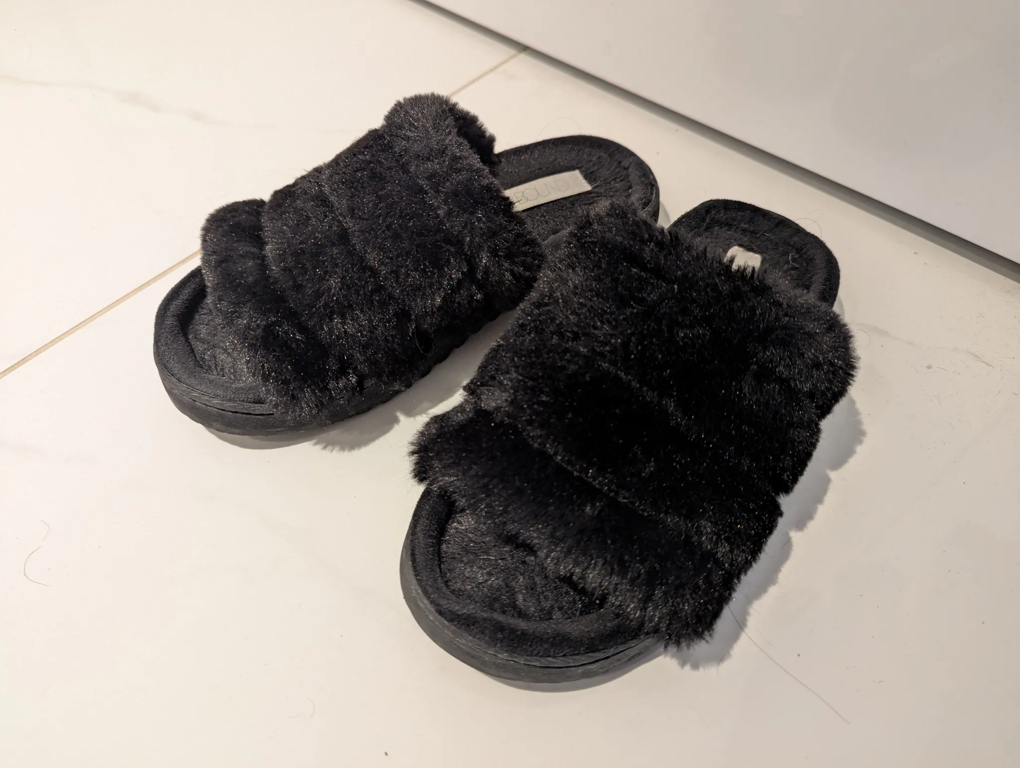 Furry house slippers photo 1