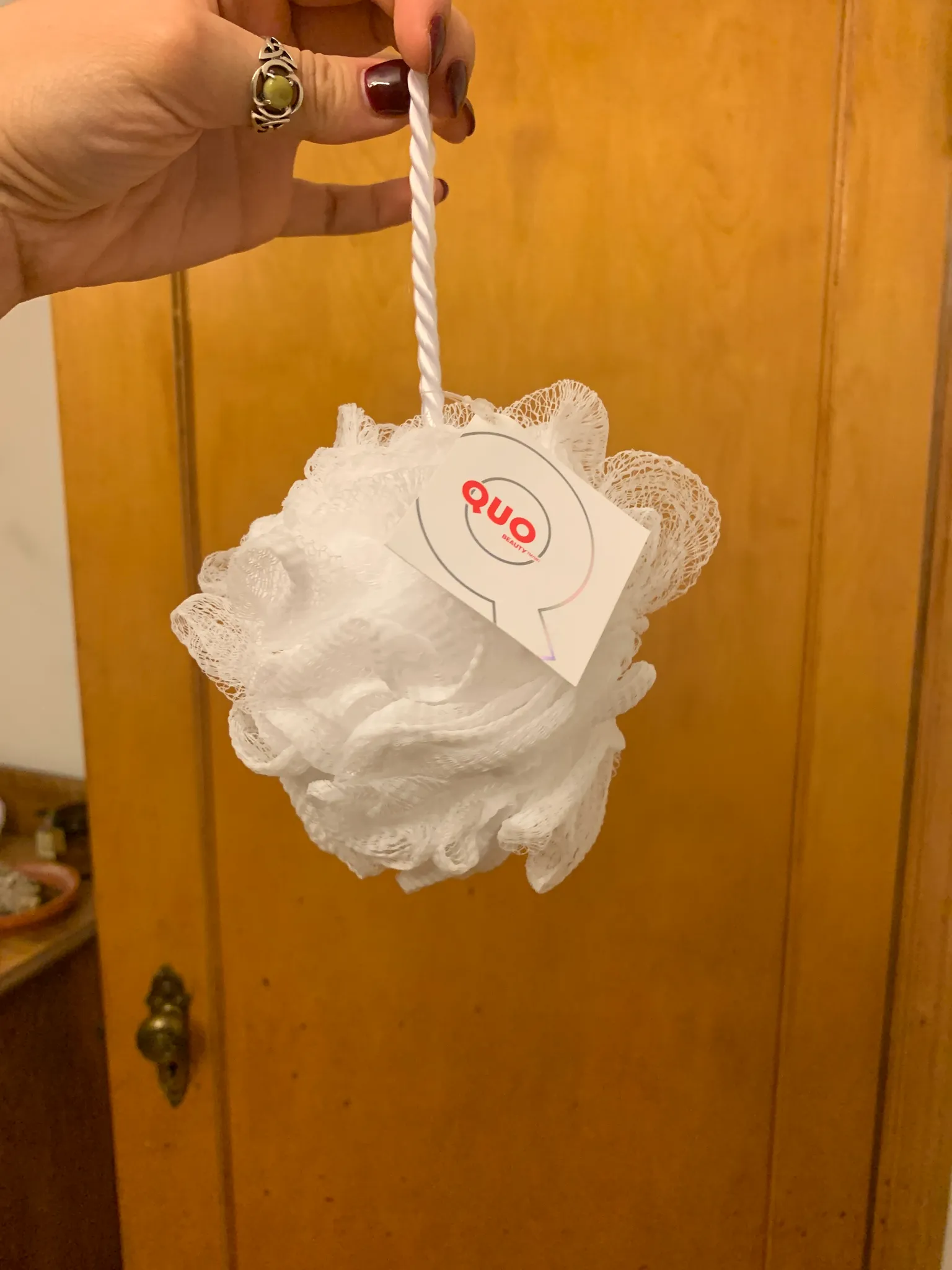 BNIB loofah photo 1