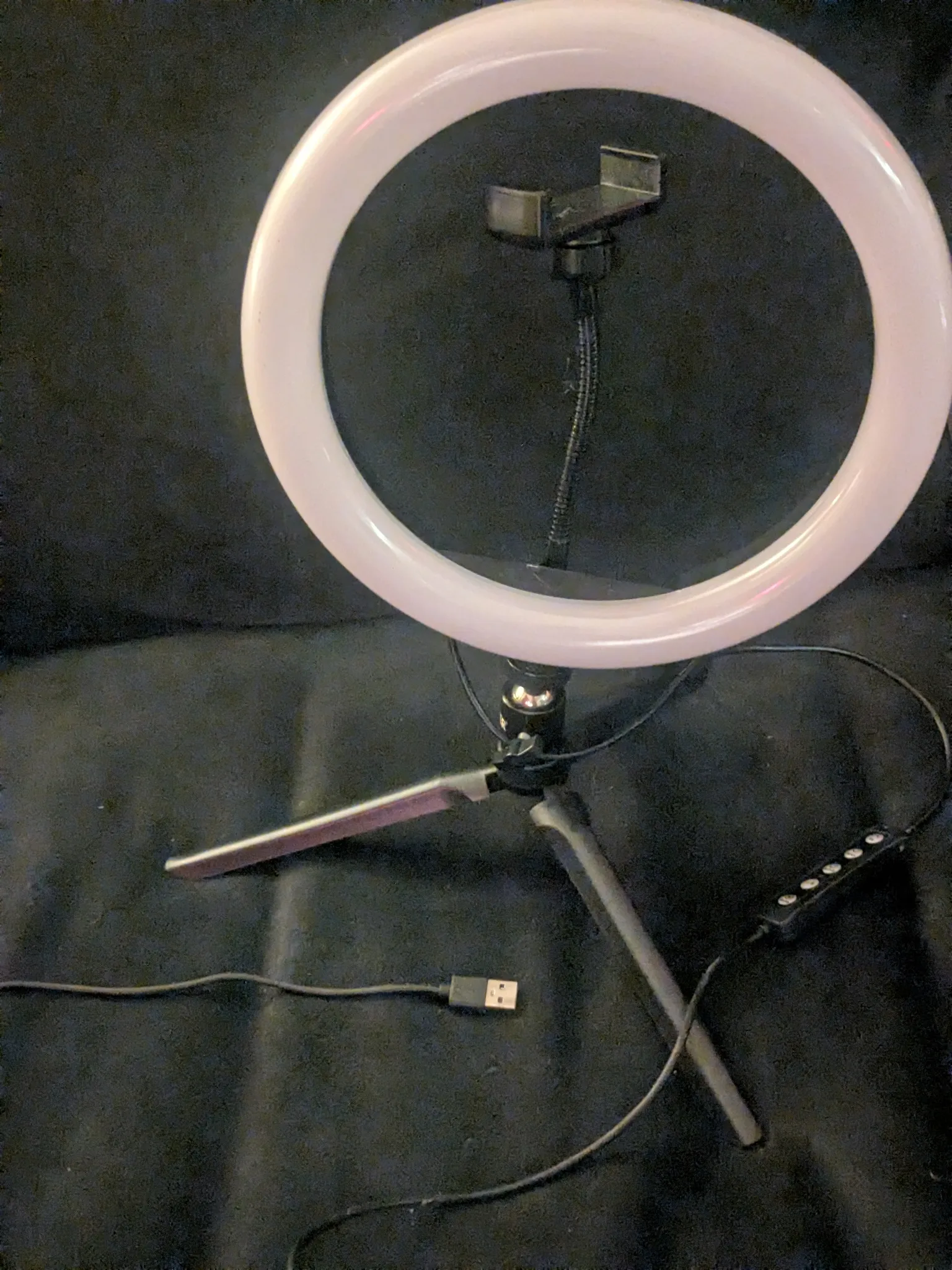 Ring light photo 1