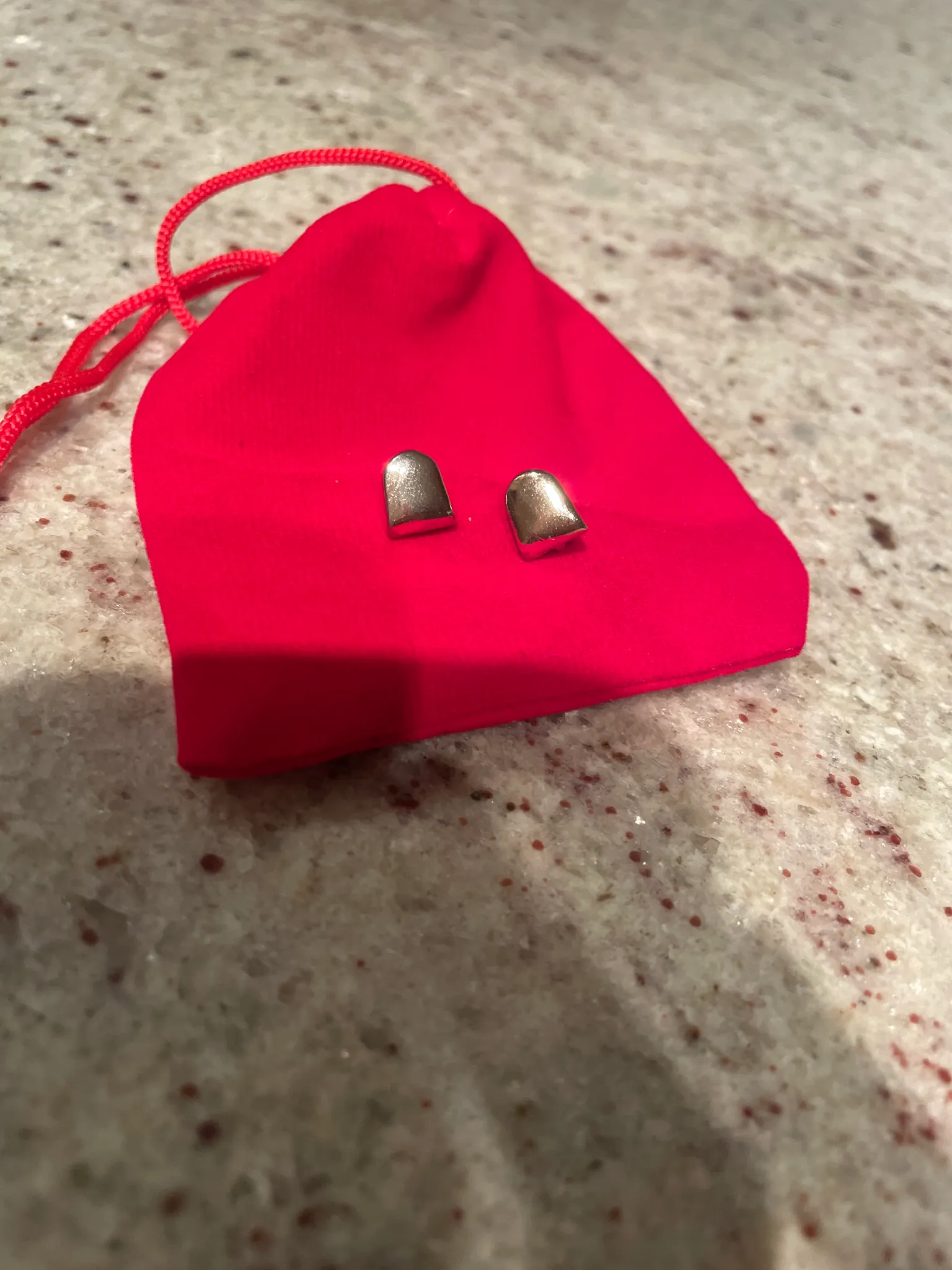 Minimalist gold toned earrings  photo 1