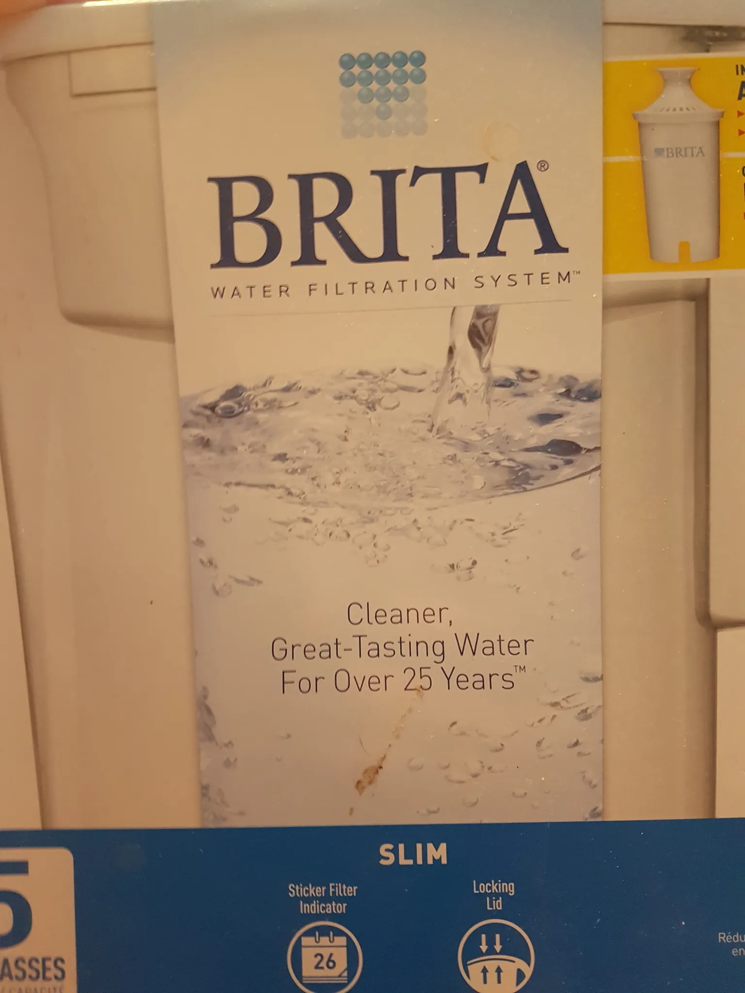 Small Brita pitcher (5cups) photo 1