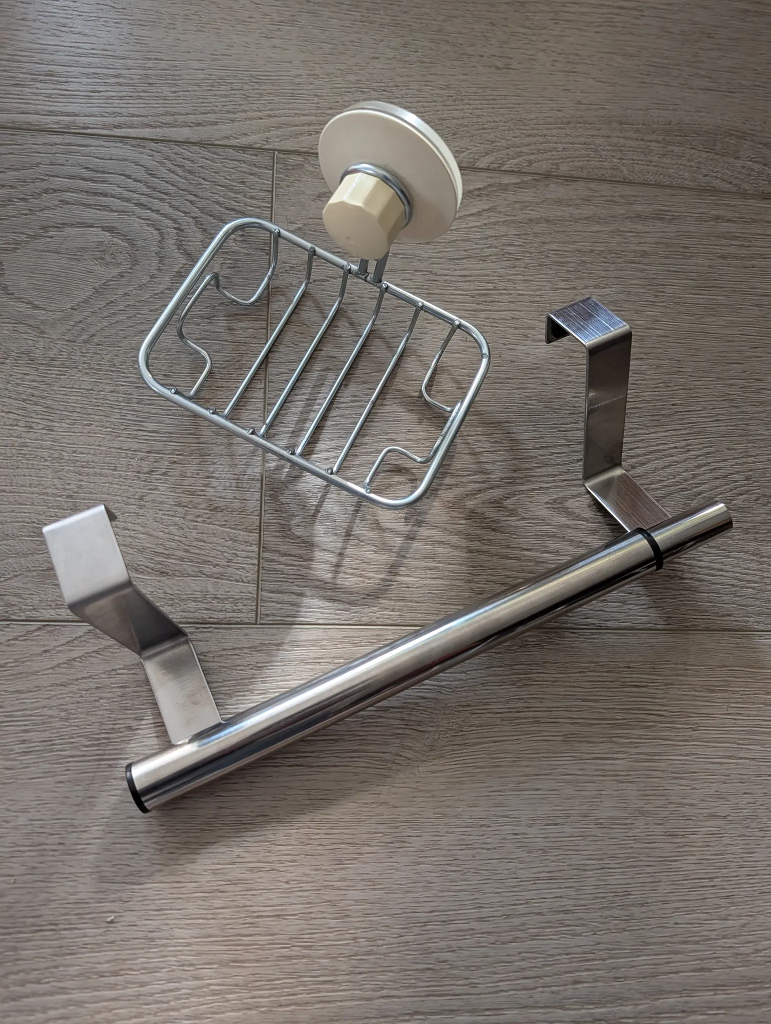 Soap holder and cupboard cloth holder photo 1