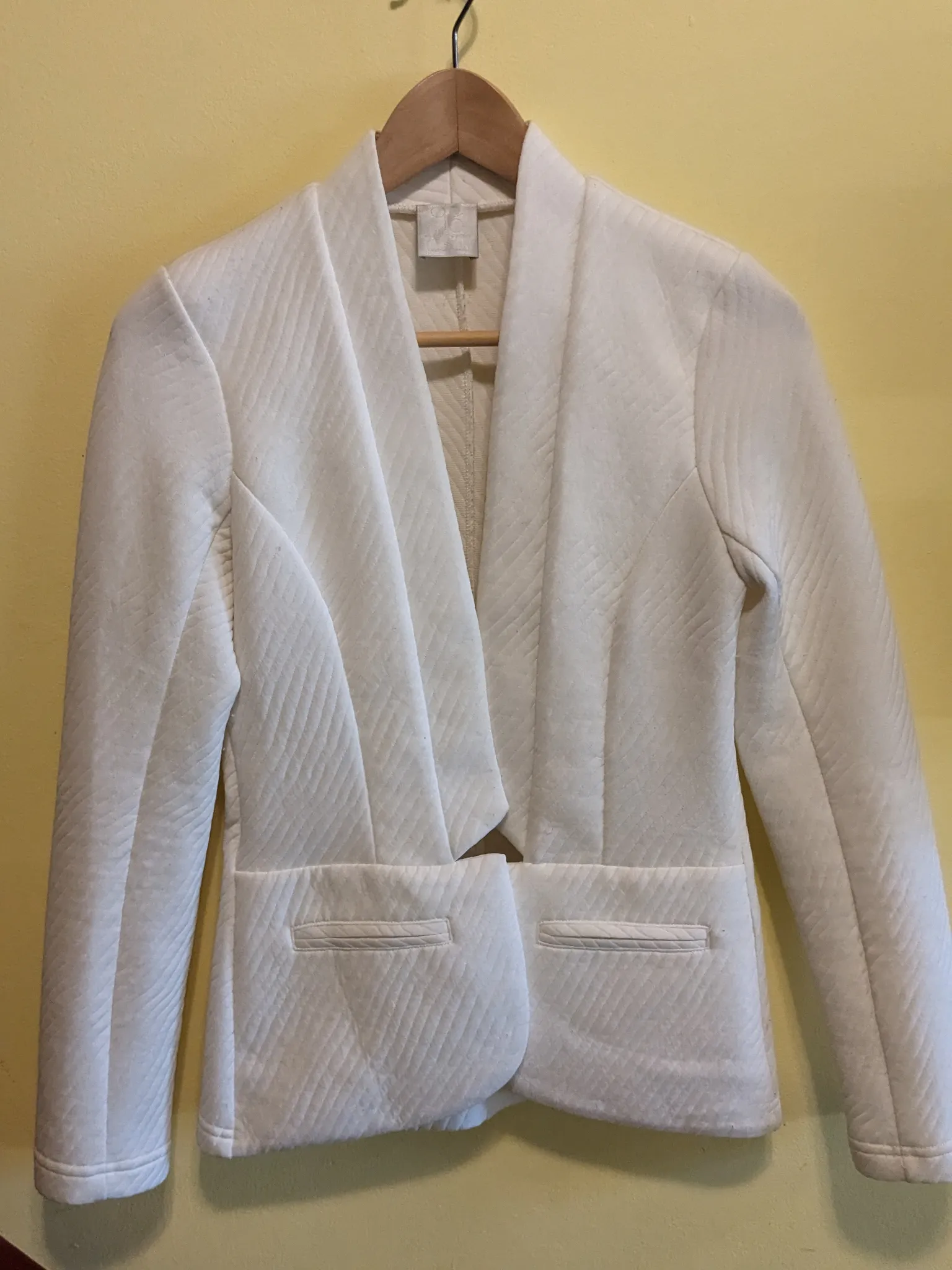 Canadian made white blazer  photo 1