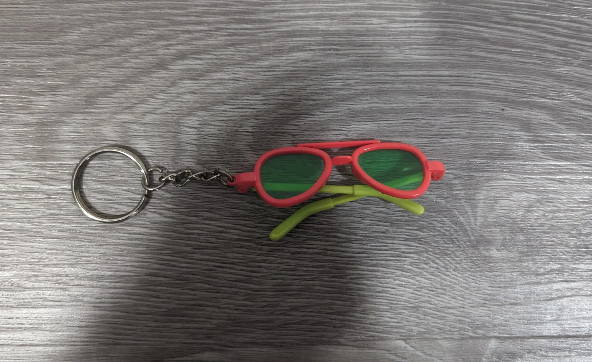 Small Sunglasses Keychain photo 1