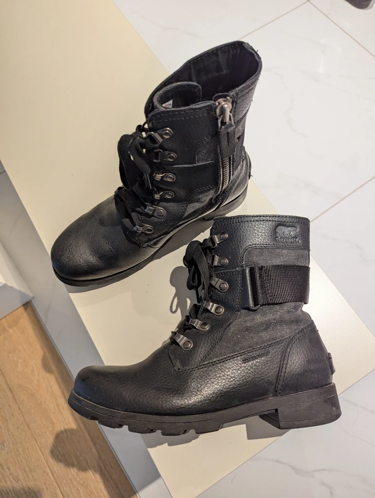 Sorel waterproof boots photo 1