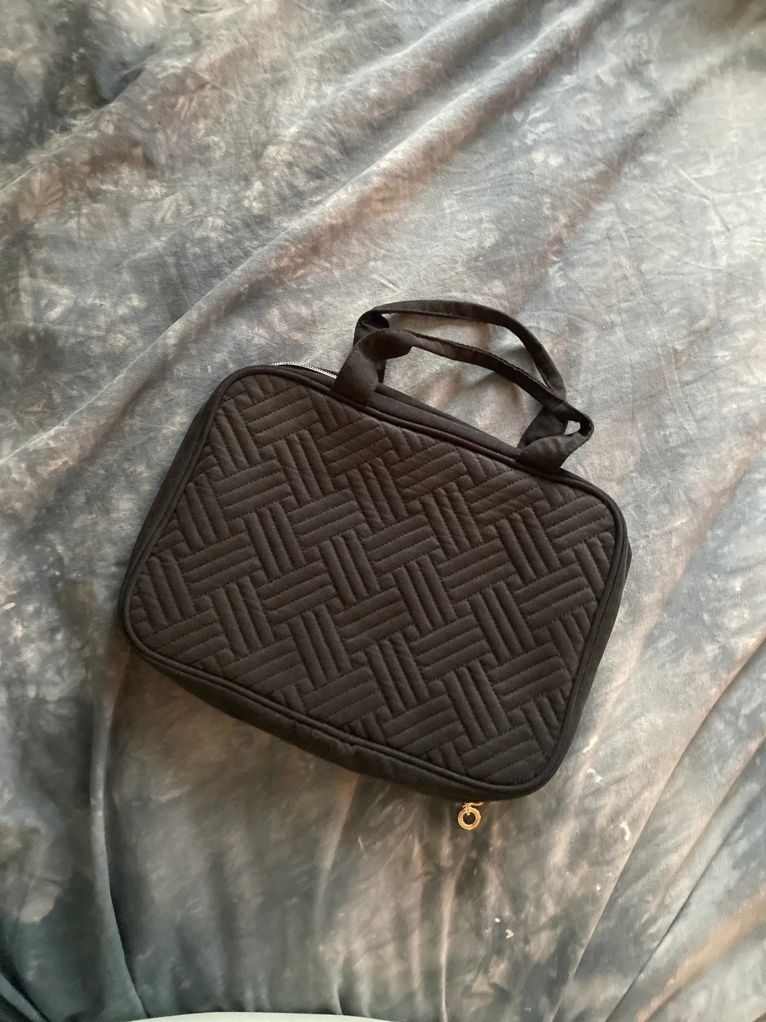 travel toiletries bag photo 1