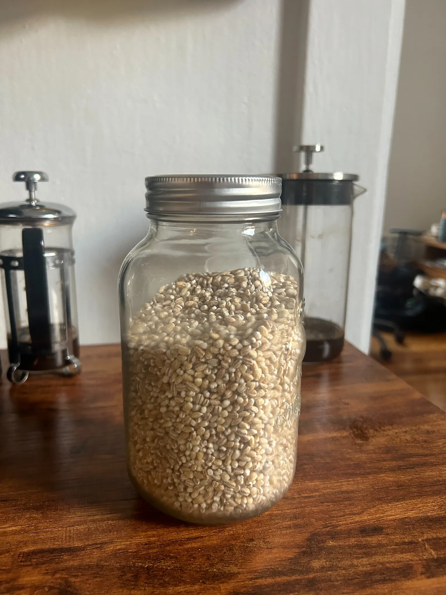 Mason jar + steel cut oats photo 1