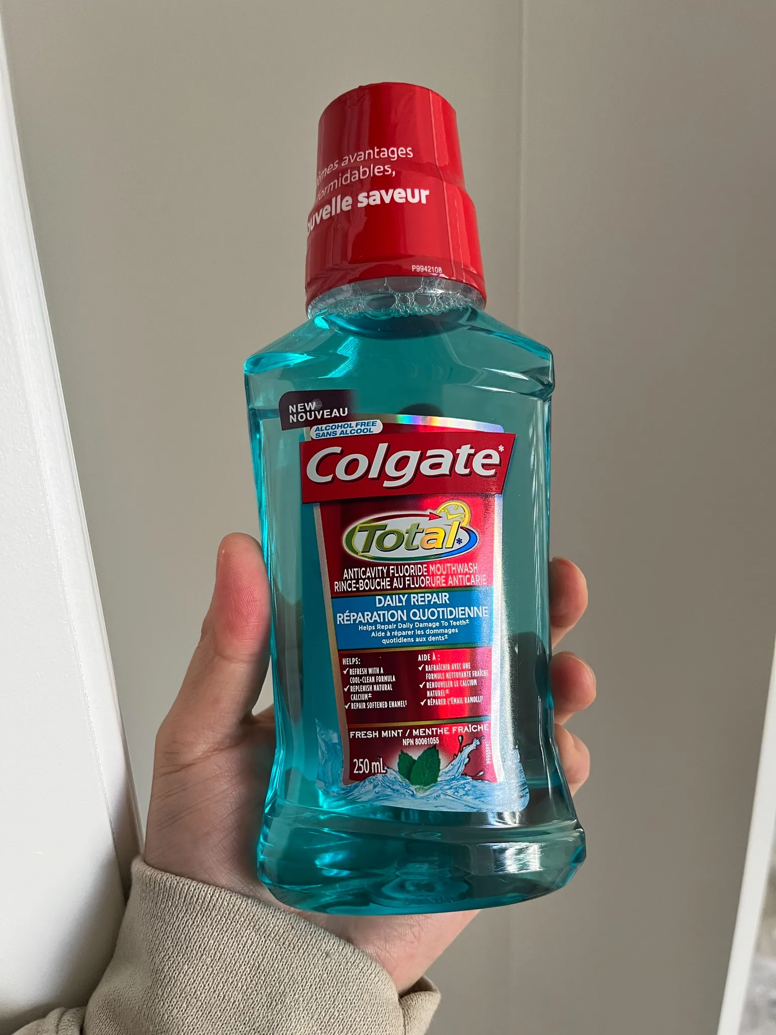 Traded- Colgate mouthwash photo 1