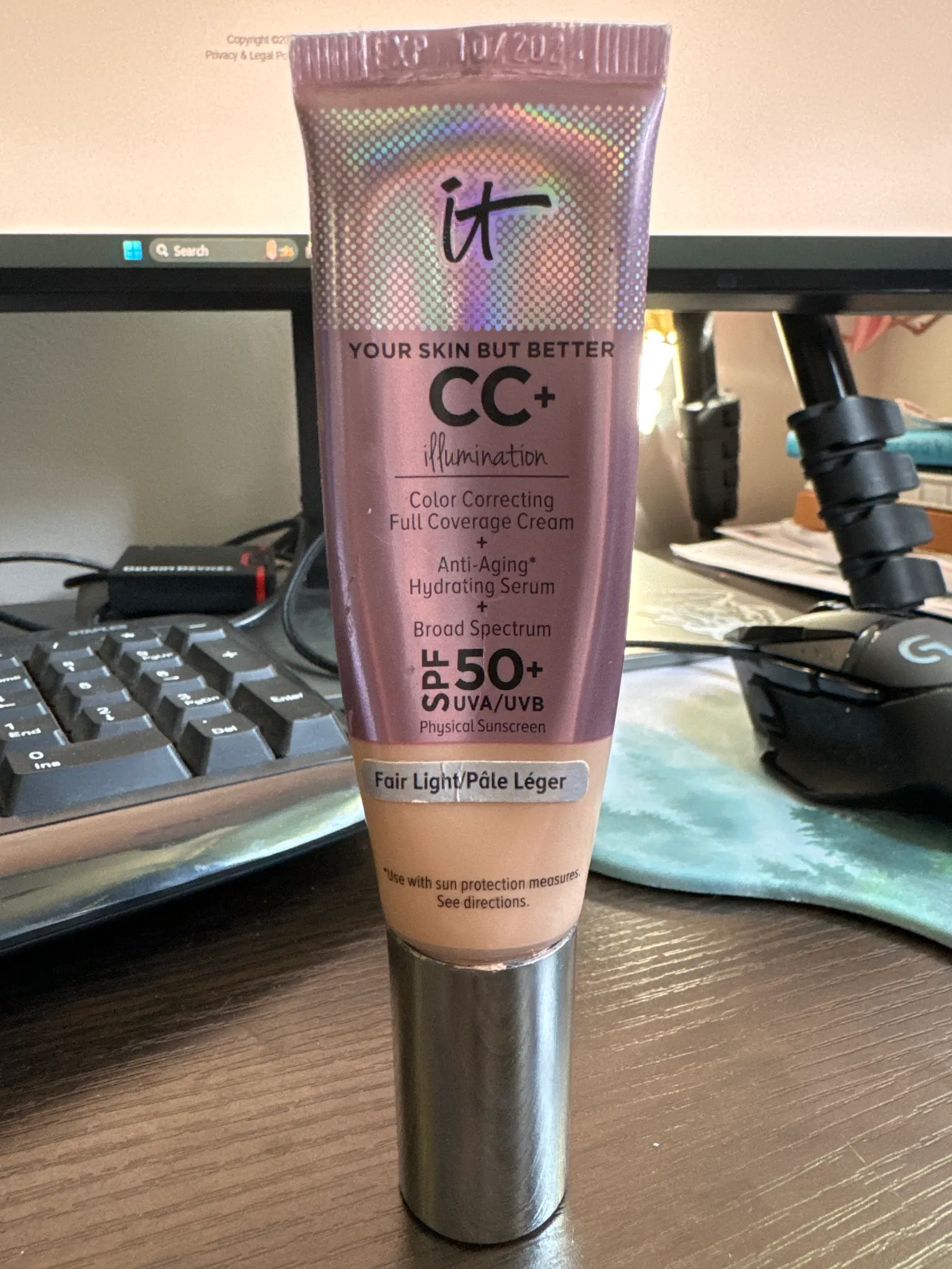 IT Cosmetics your skin but better CC+ photo 1