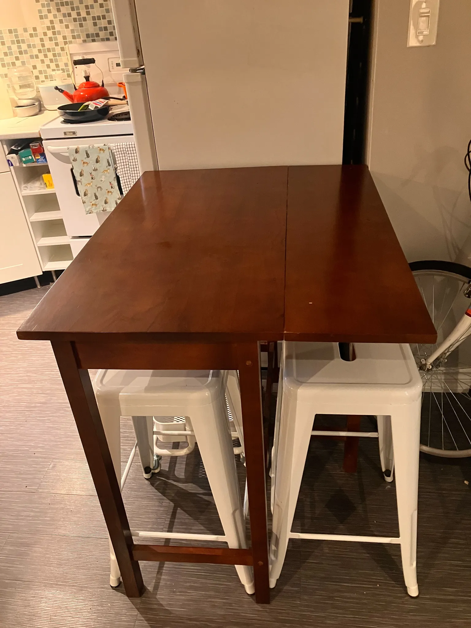 Drop leaf bar table photo 1