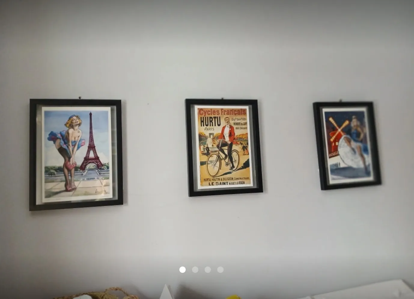 Parisian prints in glass frames  photo 1