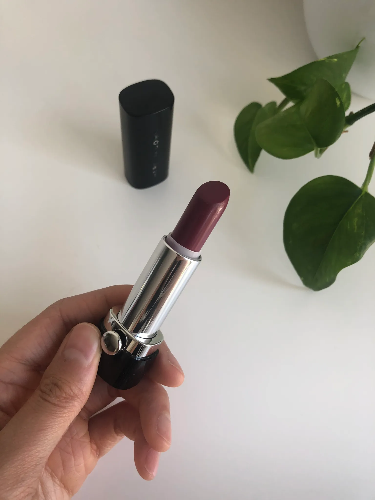 Marc Jacobs- Cabernet Lipstick photo 1