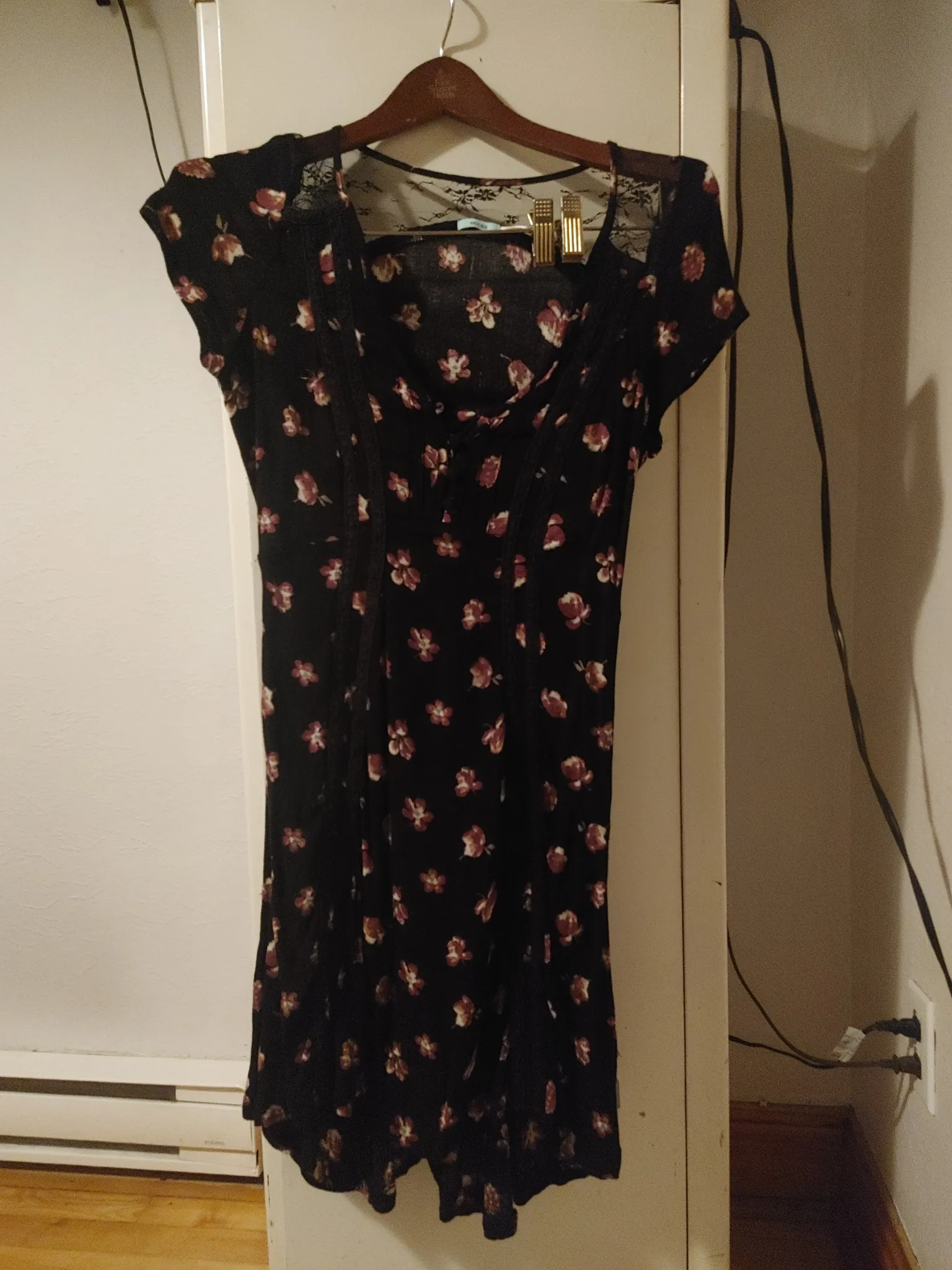 Cute floral black dress (S) photo 1