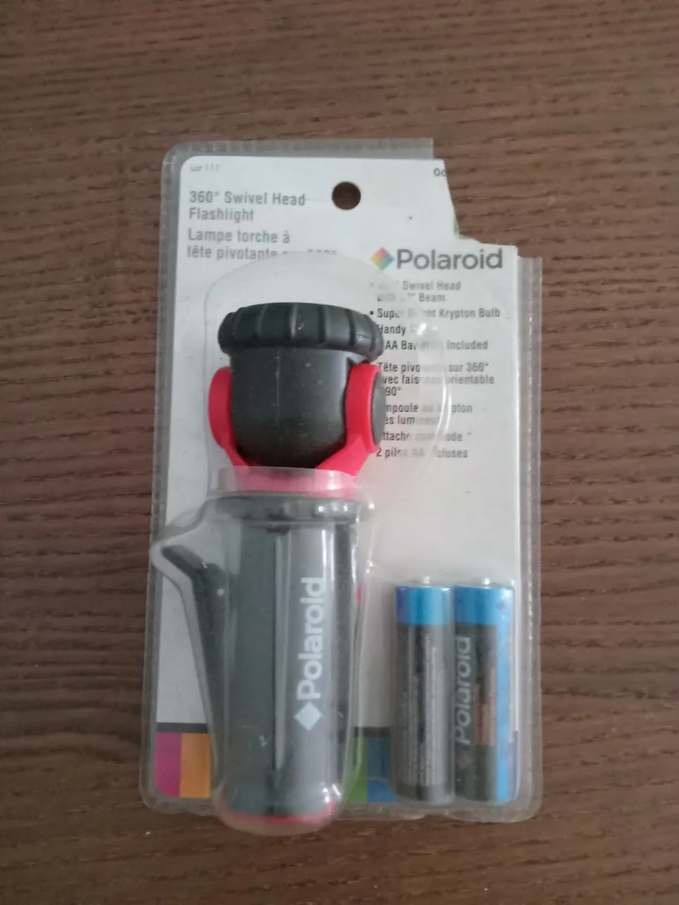 Rotating-head Flashlight w/batteries photo 1